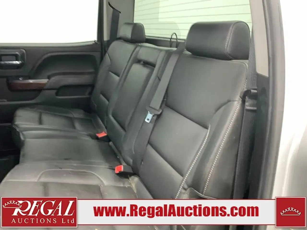 GMC Sierra 2500HD снимка GMC Sierra 2500HD