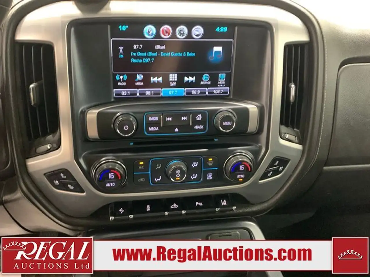 GMC Sierra 2500HD снимка GMC Sierra 2500HD