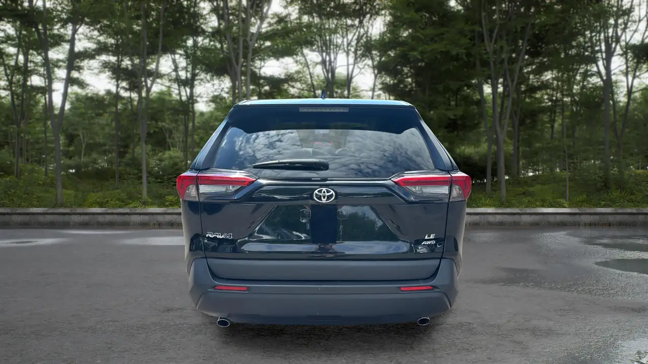 Toyota RAV 4 снимка Toyota RAV 4