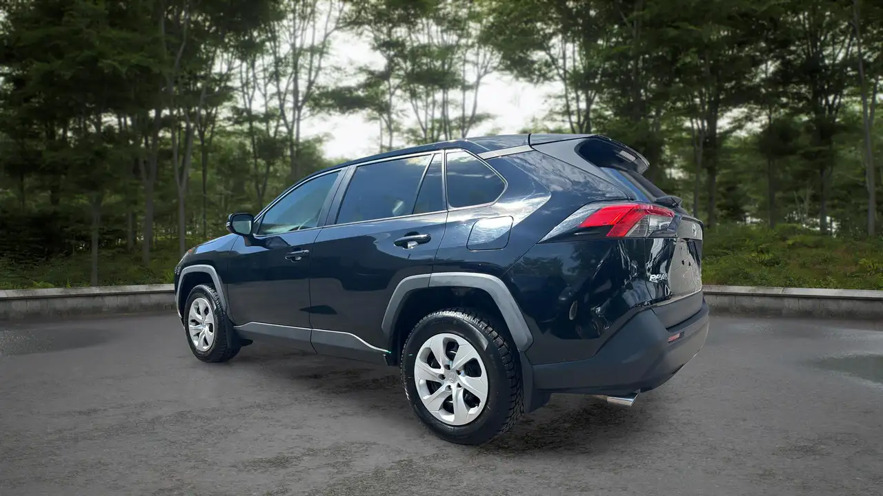 Toyota RAV 4 снимка Toyota RAV 4