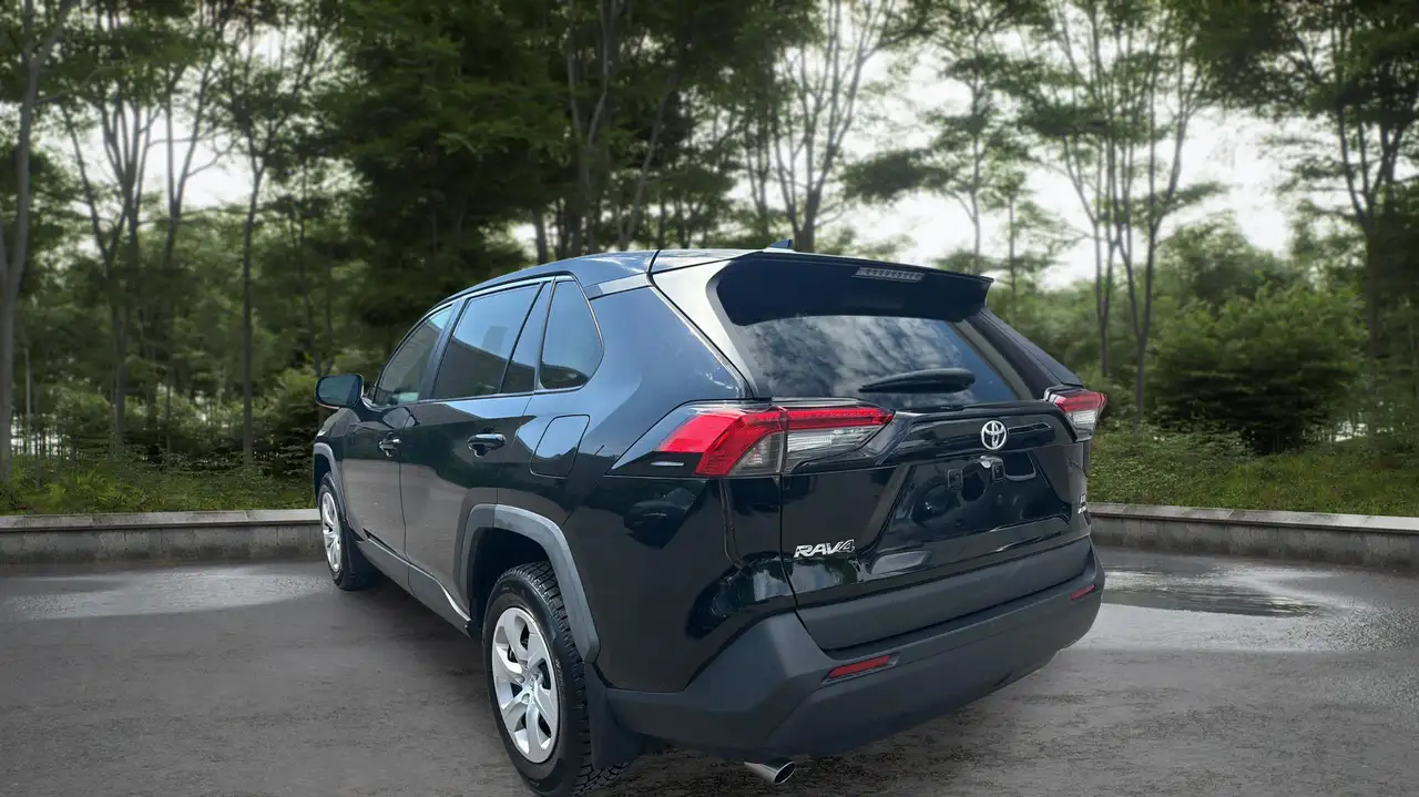 Toyota RAV 4 снимка Toyota RAV 4