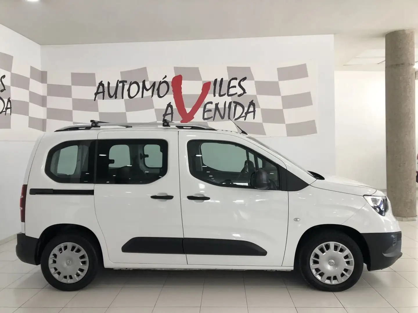 Opel Combo Life Expression Blanc - 2