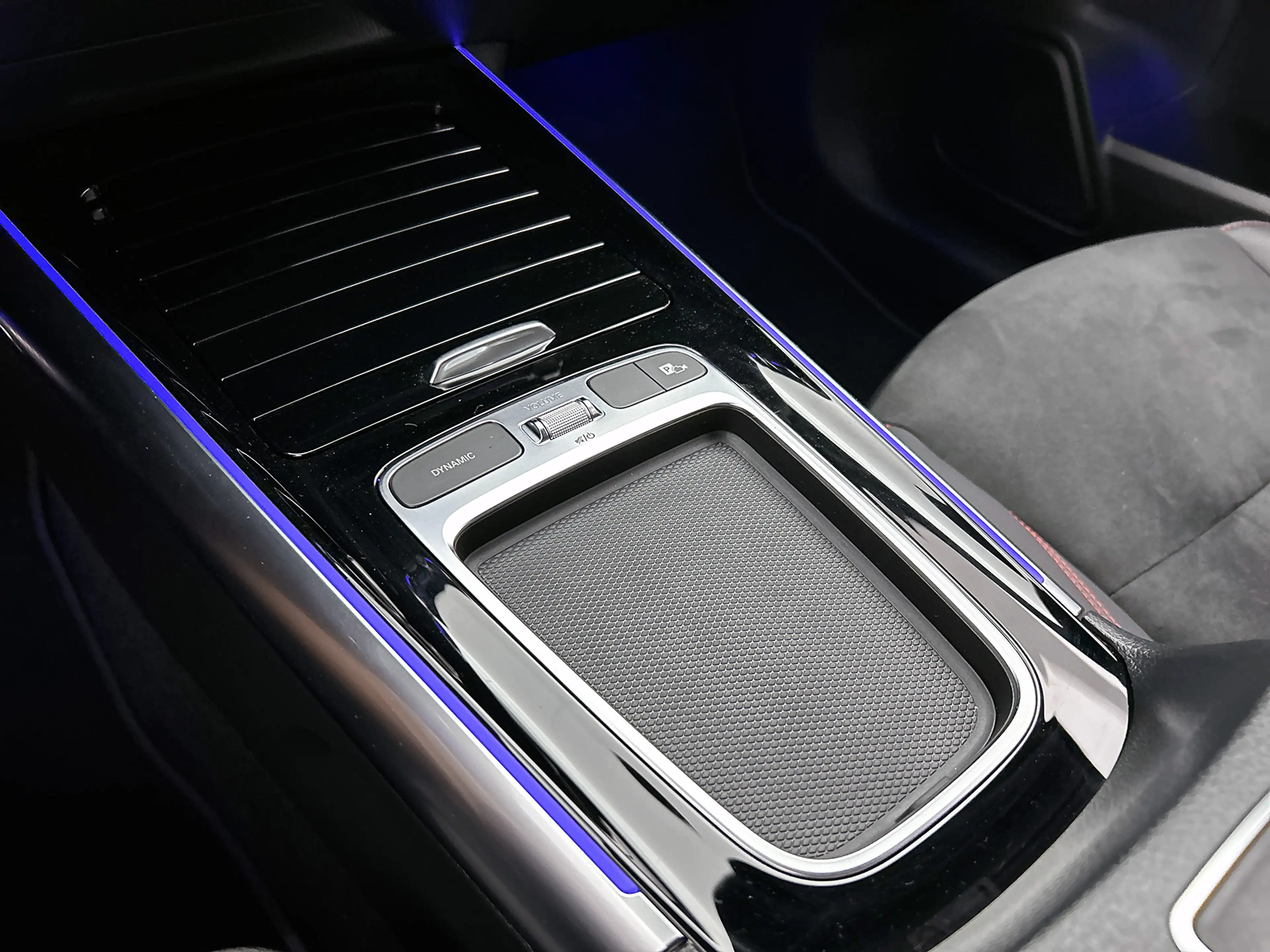 Mercedes-Benz GLA 250 e Star Edition AMG Line | Stoelverwarming, Achteru — photo 11
