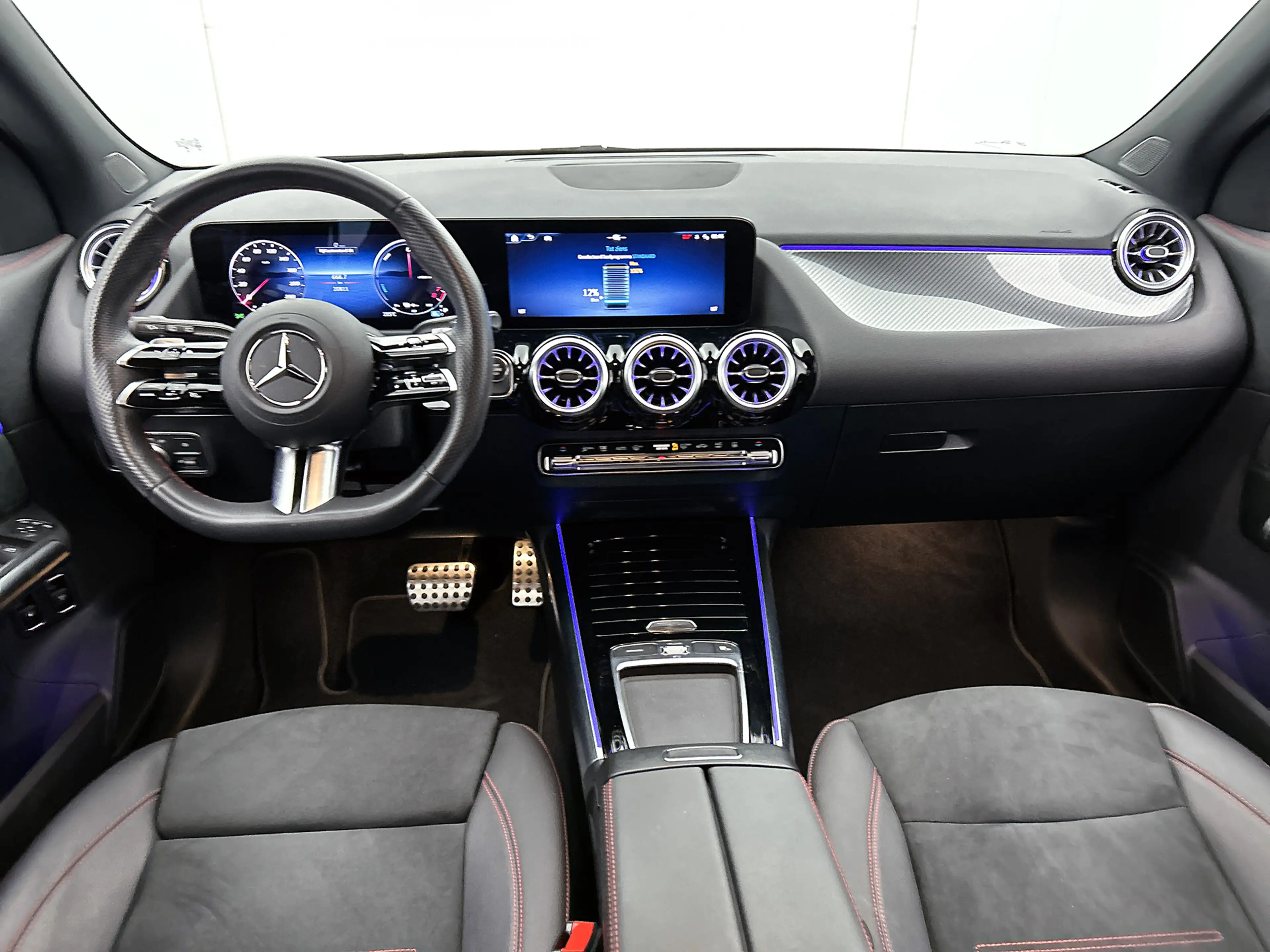 Mercedes-Benz GLA 250 e Star Edition AMG Line | Stoelverwarming, Achteru — photo 4