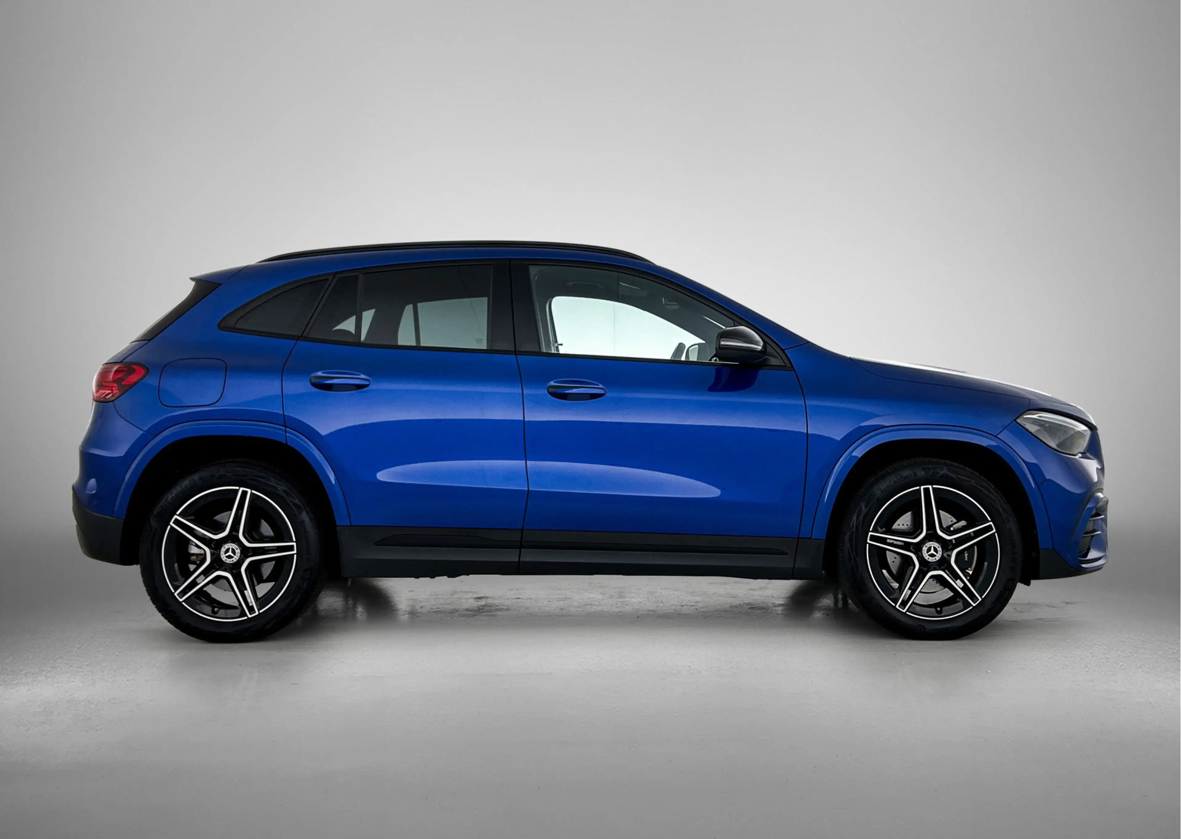 Mercedes-Benz GLA 250 e Star Edition AMG Line | Stoelverwarming, Achteru — photo 12