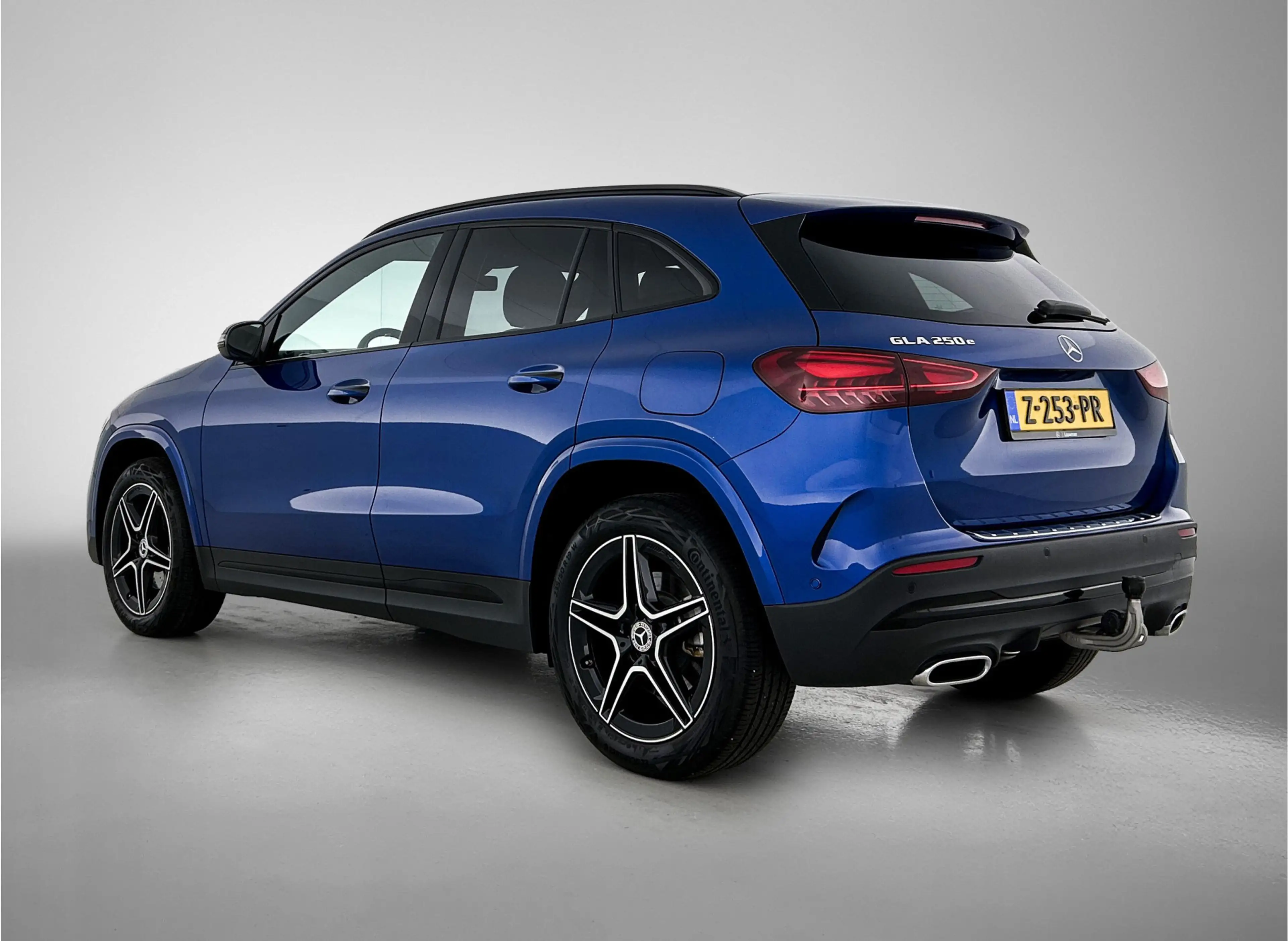Mercedes-Benz GLA 250 e Star Edition AMG Line | Stoelverwarming, Achteru — photo 14