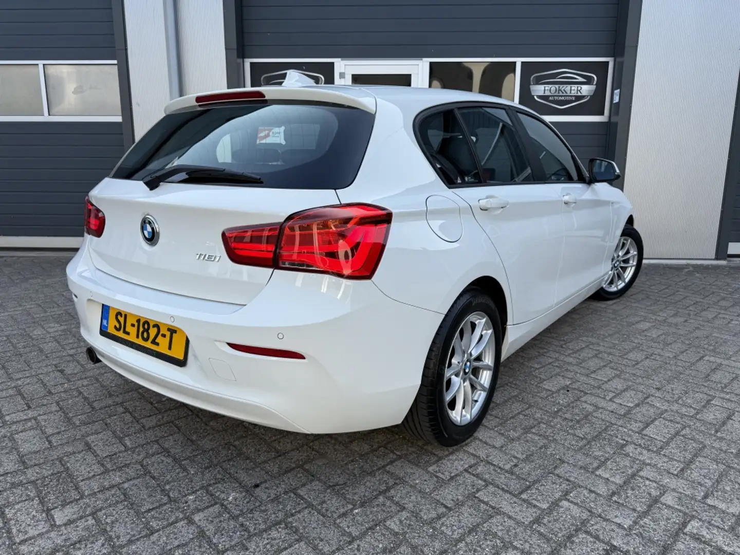 BMW 118 1-serie 118i Corp L. Hi Exec NAP Dealer OH Automaa Blanco - 2