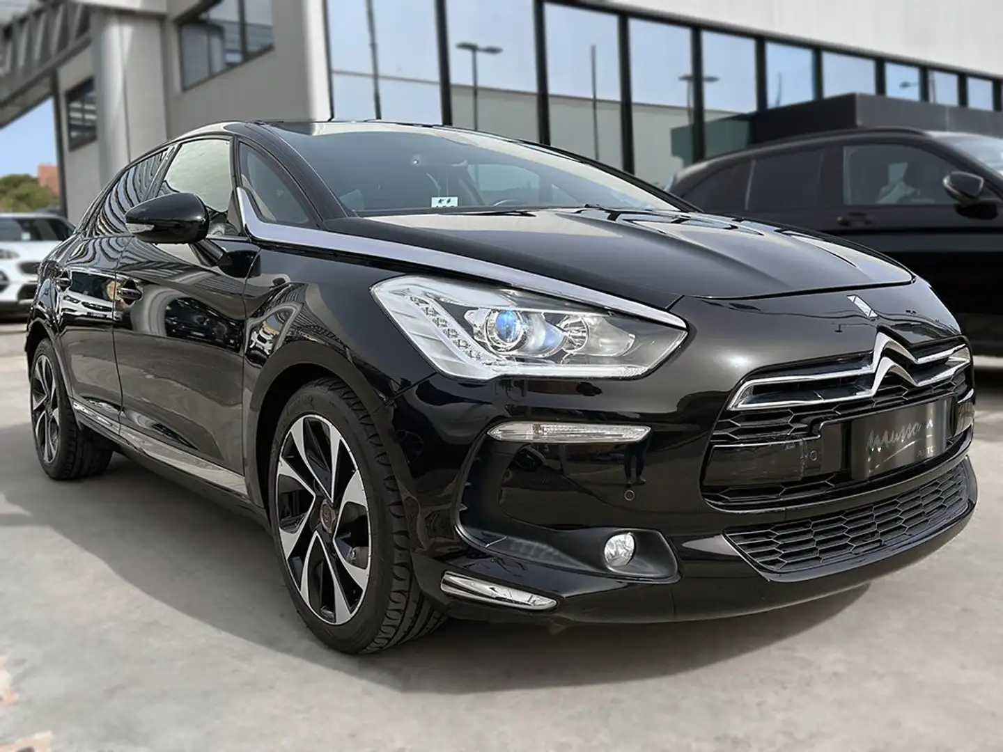 Citroen DS5 2.0 hdi Sport Chic 160cv auto Fekete - 1