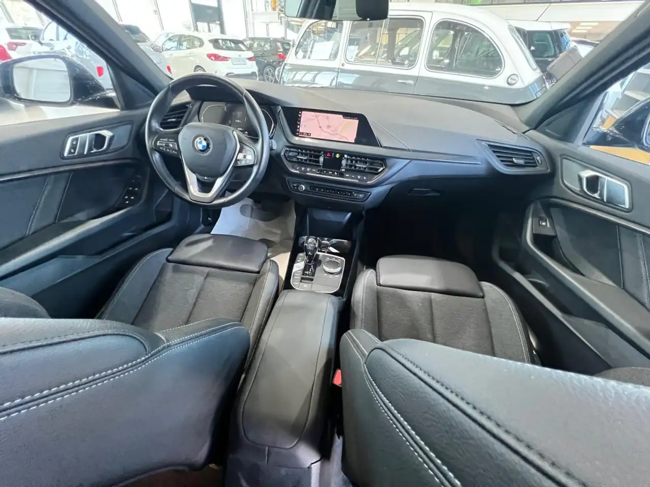 BMW 118 DA 150 SPORT LINE, CUIR, PANORAMIQUE, LED, ALU17'', миниатюра 9