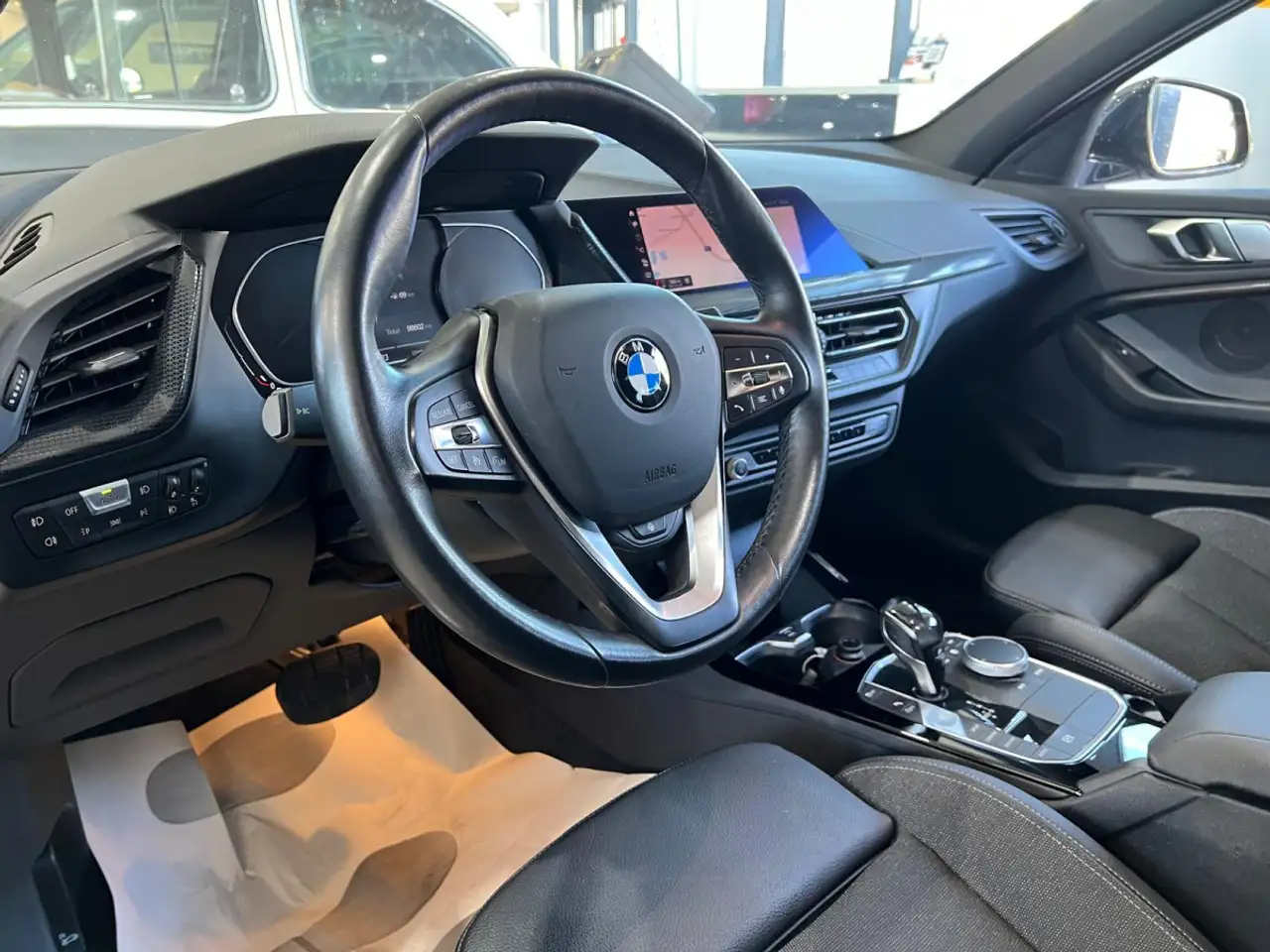 BMW 118 DA 150 SPORT LINE, CUIR, PANORAMIQUE, LED, ALU17'', миниатюра 14