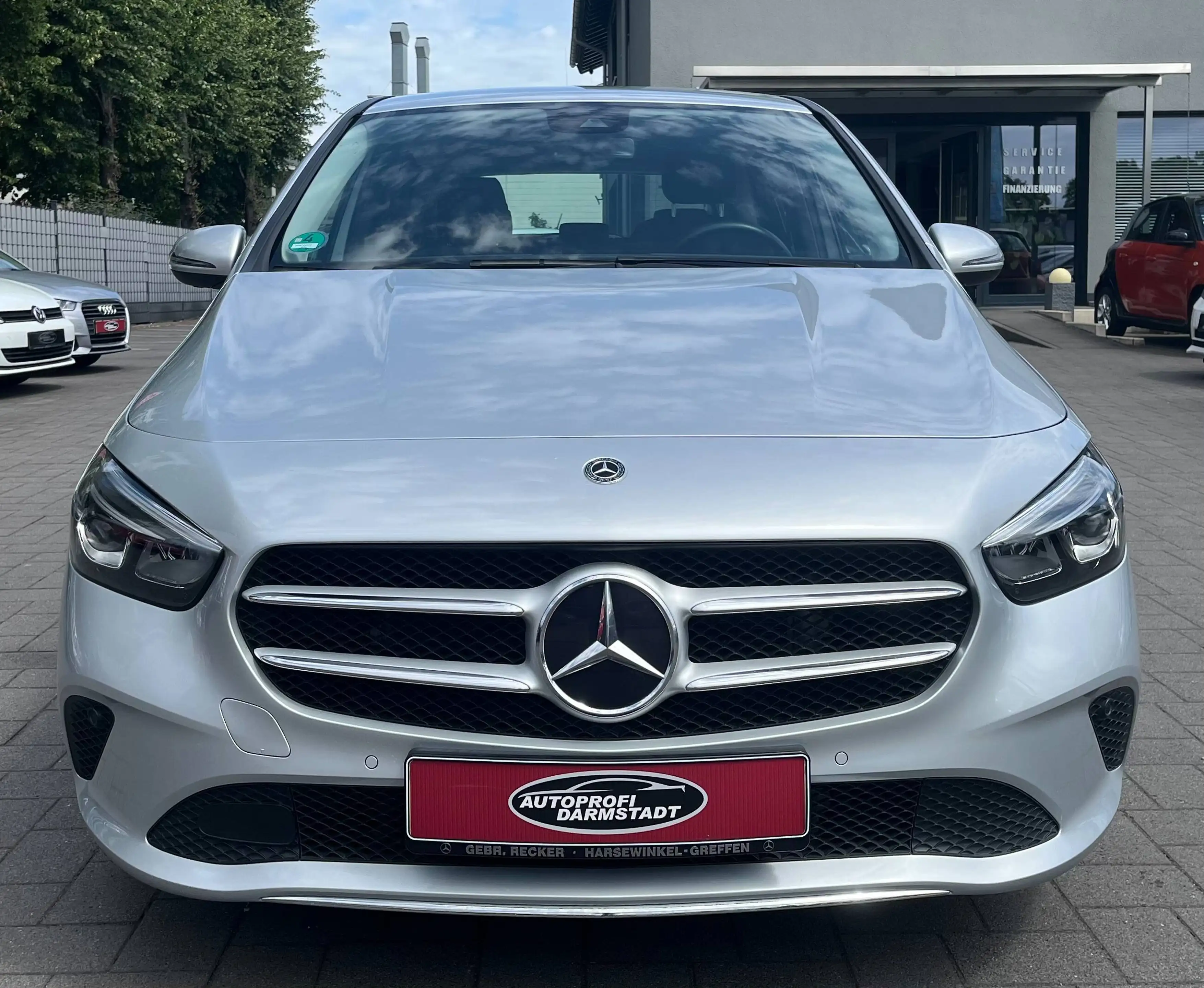 Mercedes-Benz B 180 Automatik / TÜV AU NEU*PDC*CARPLAY*NAVI*KAMERA* — photo 2