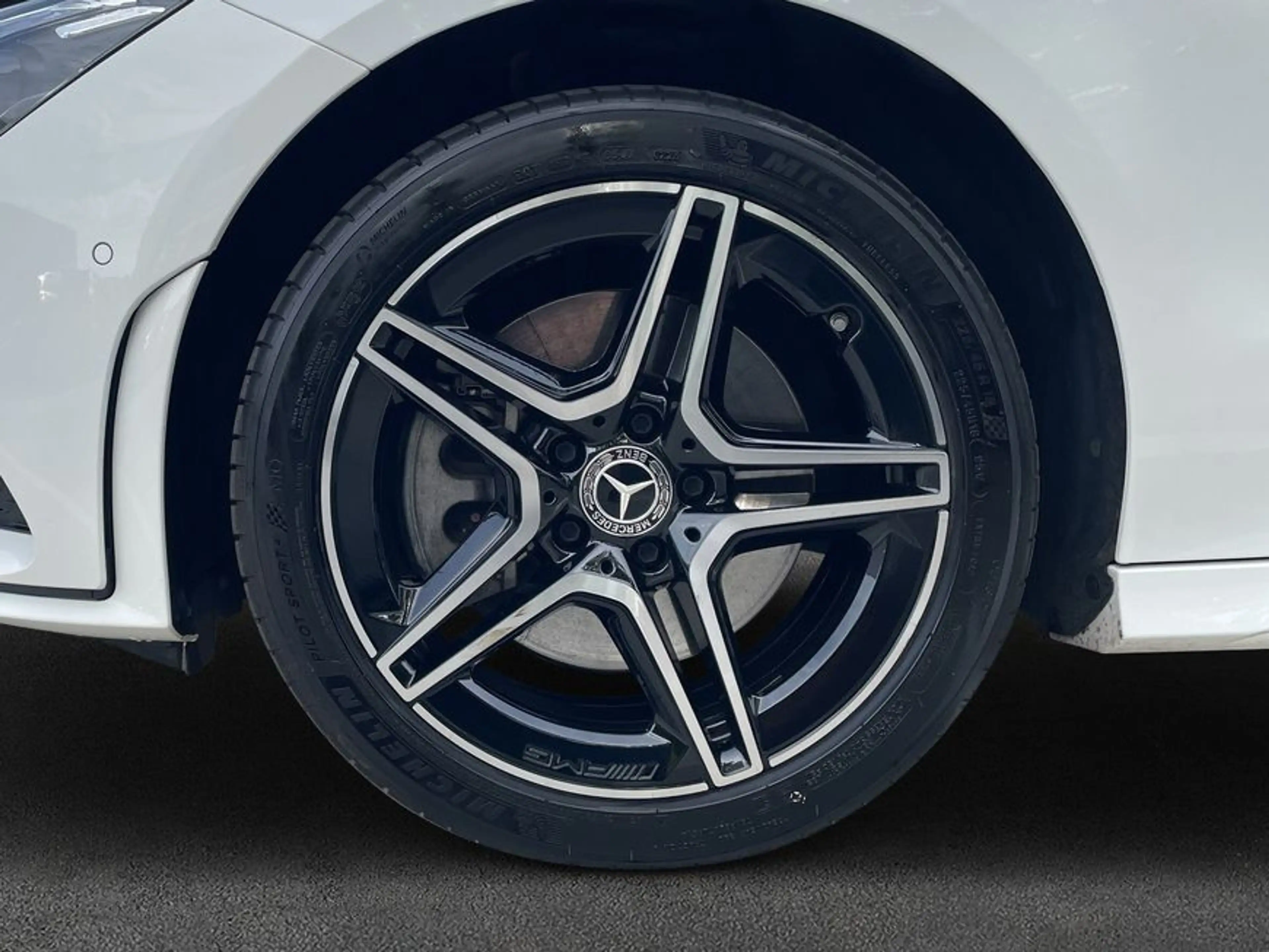 Mercedes-Benz CLA 250 CLA — photo 7