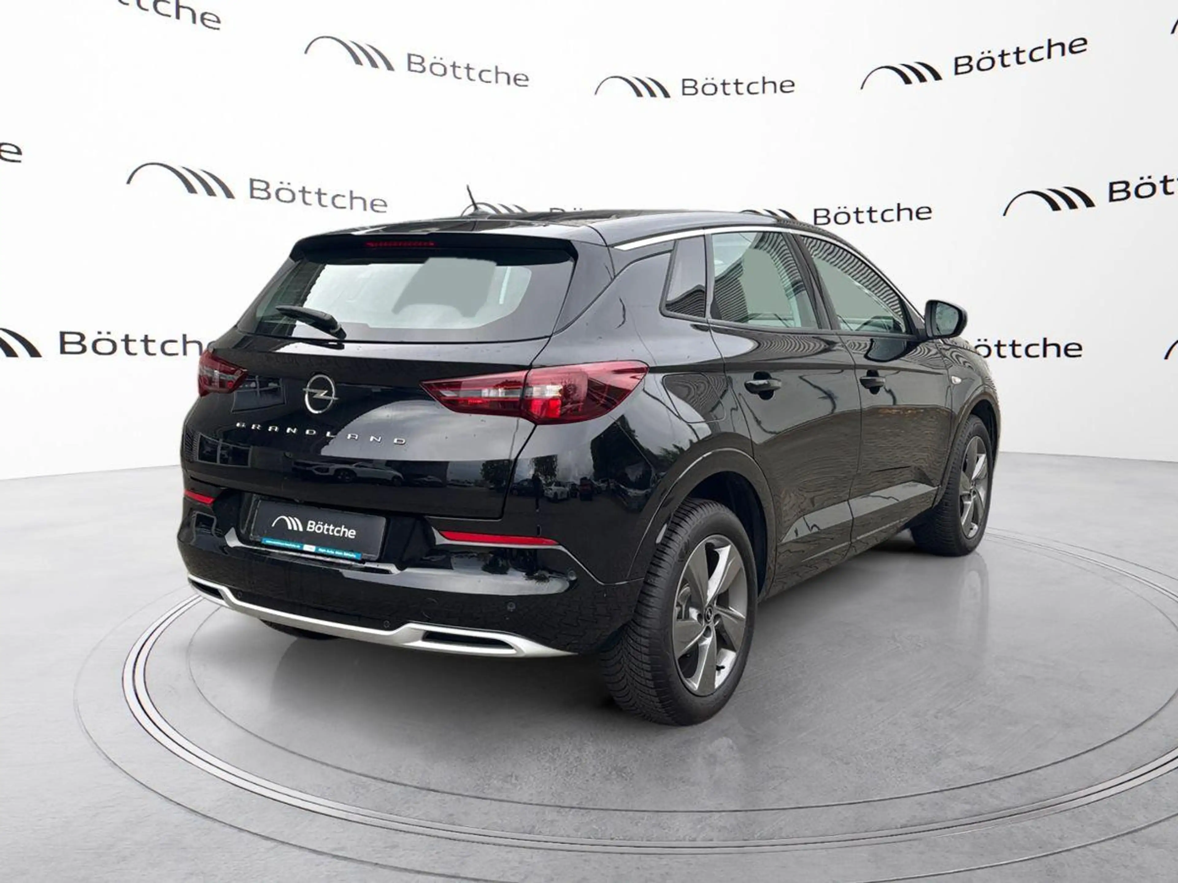 Opel Grandland Enjoy Metallic — photo 4