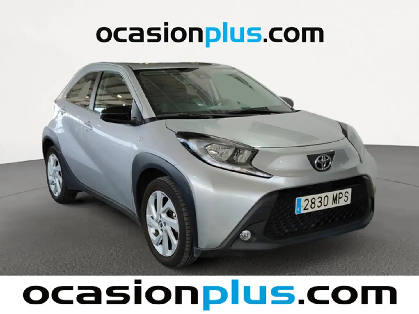 Toyota Aygo Play Gris - 2