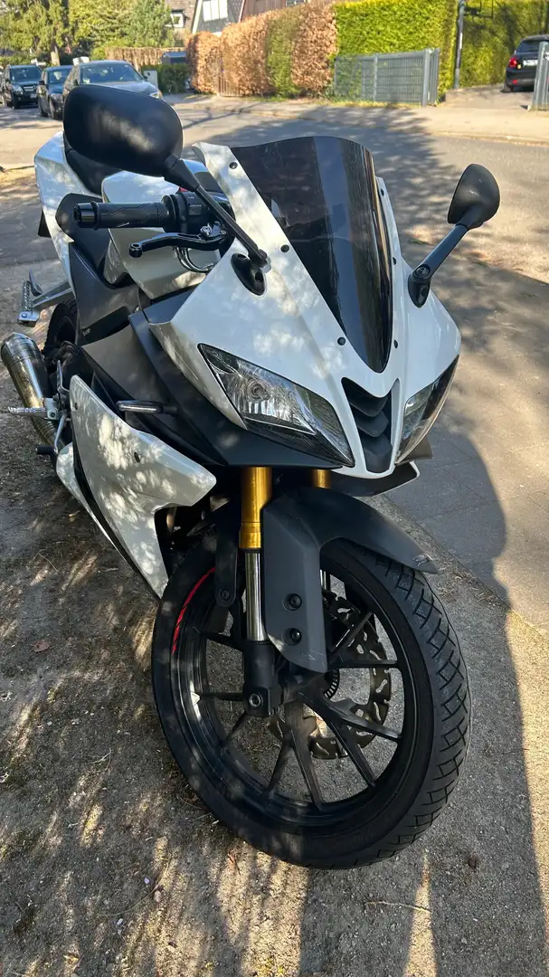 Yamaha YZF-R125 Weiß - 2