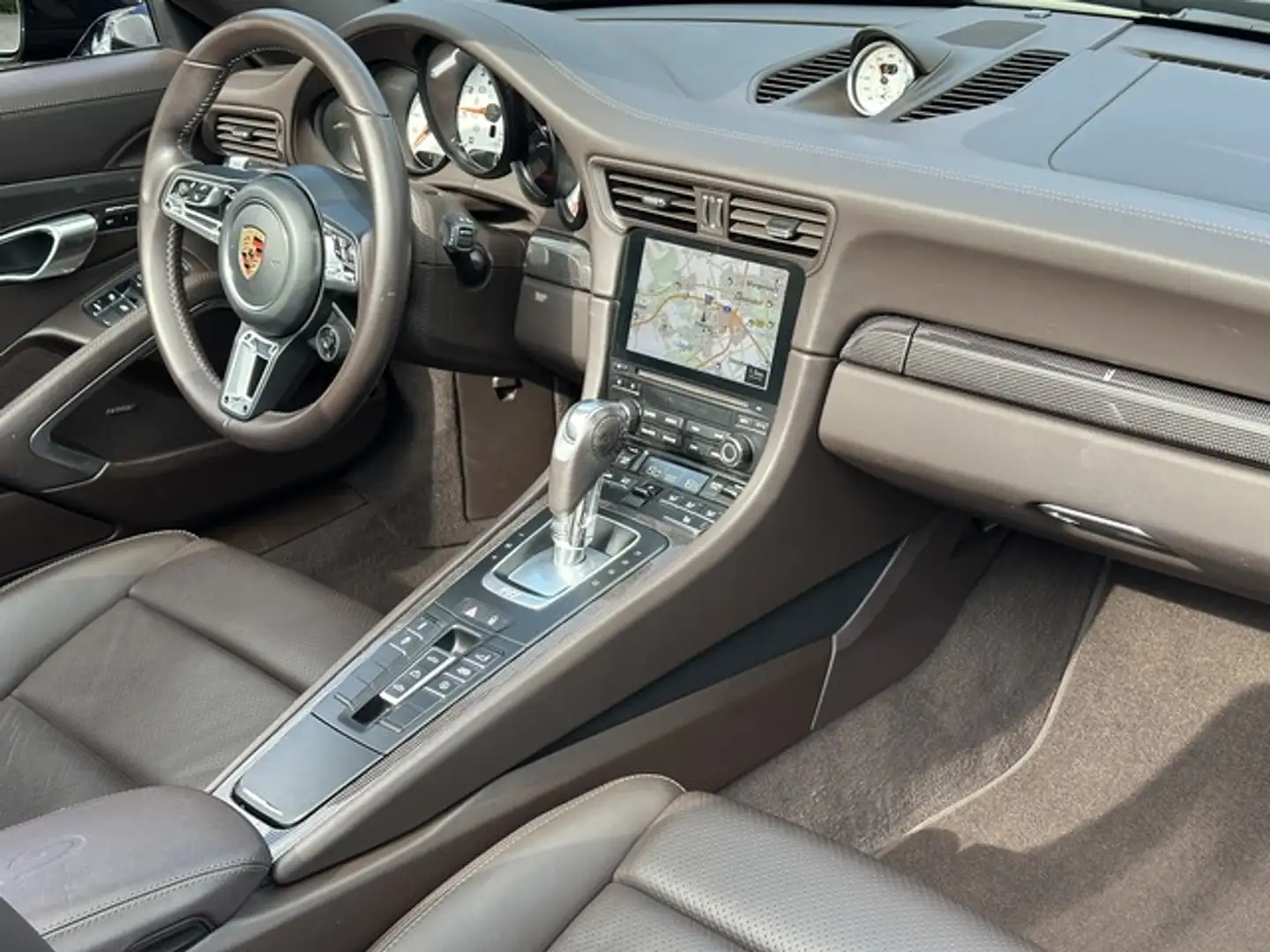 Porsche 991 911 Carrera 4 GTS Cabriolet 1.HAND*HA-LENKUNG*BOS Schwarz - 1