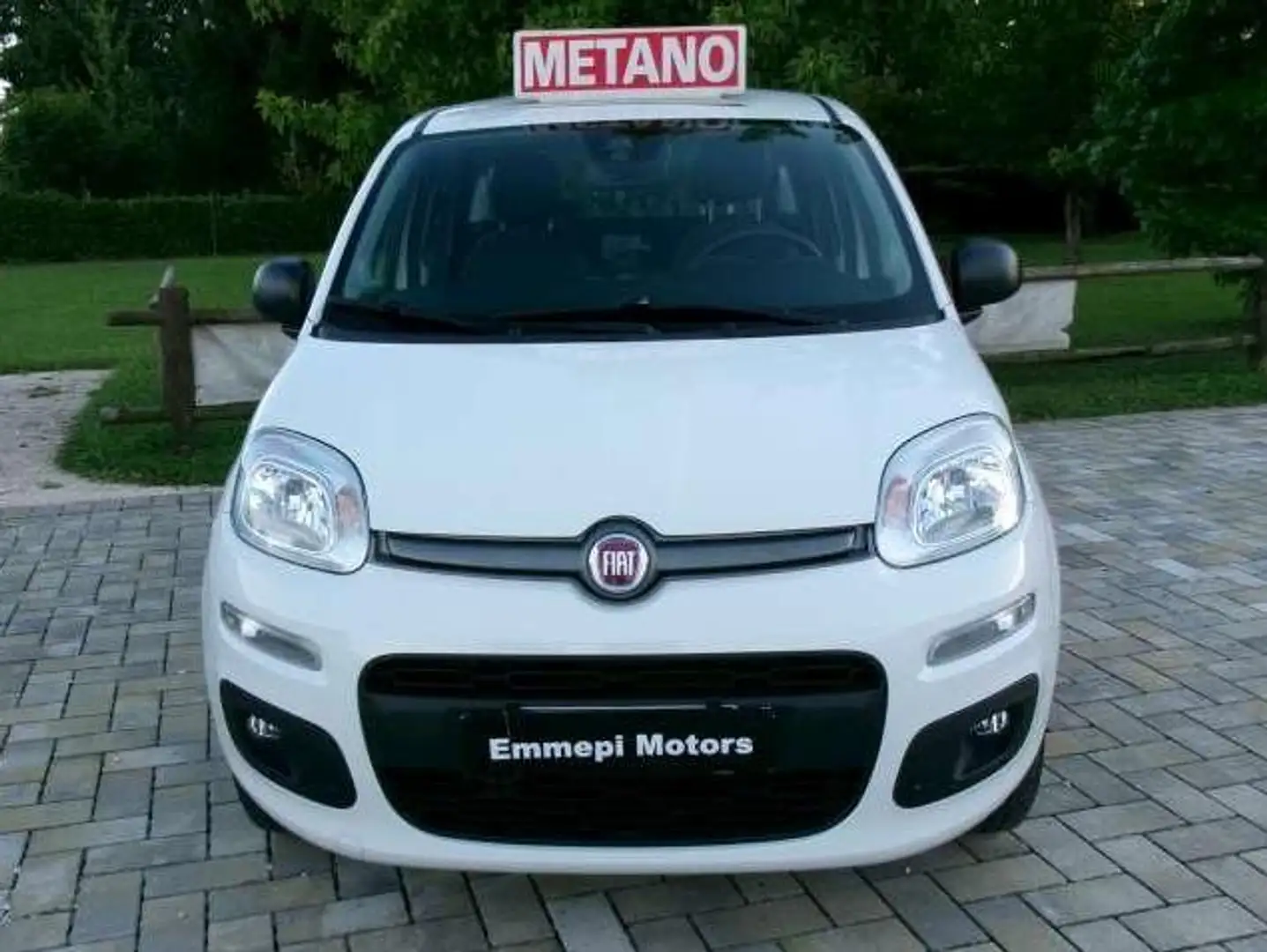 Fiat Panda Panda 0.9 t.air t. natural power Lounge 80cv Bianco - 2