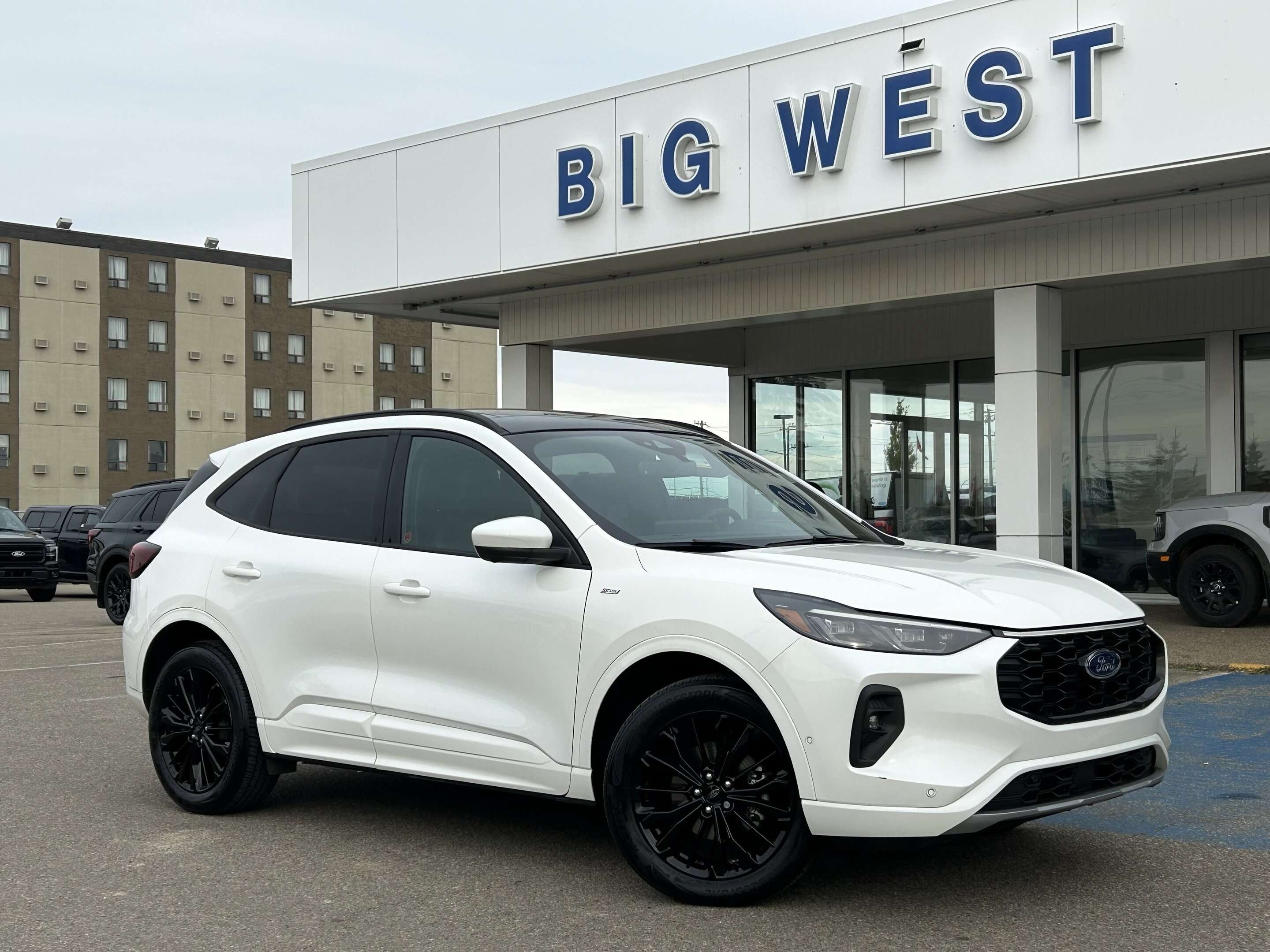White 2024 Ford Escape SUV / Crossover All-Wheel Drive Automatic