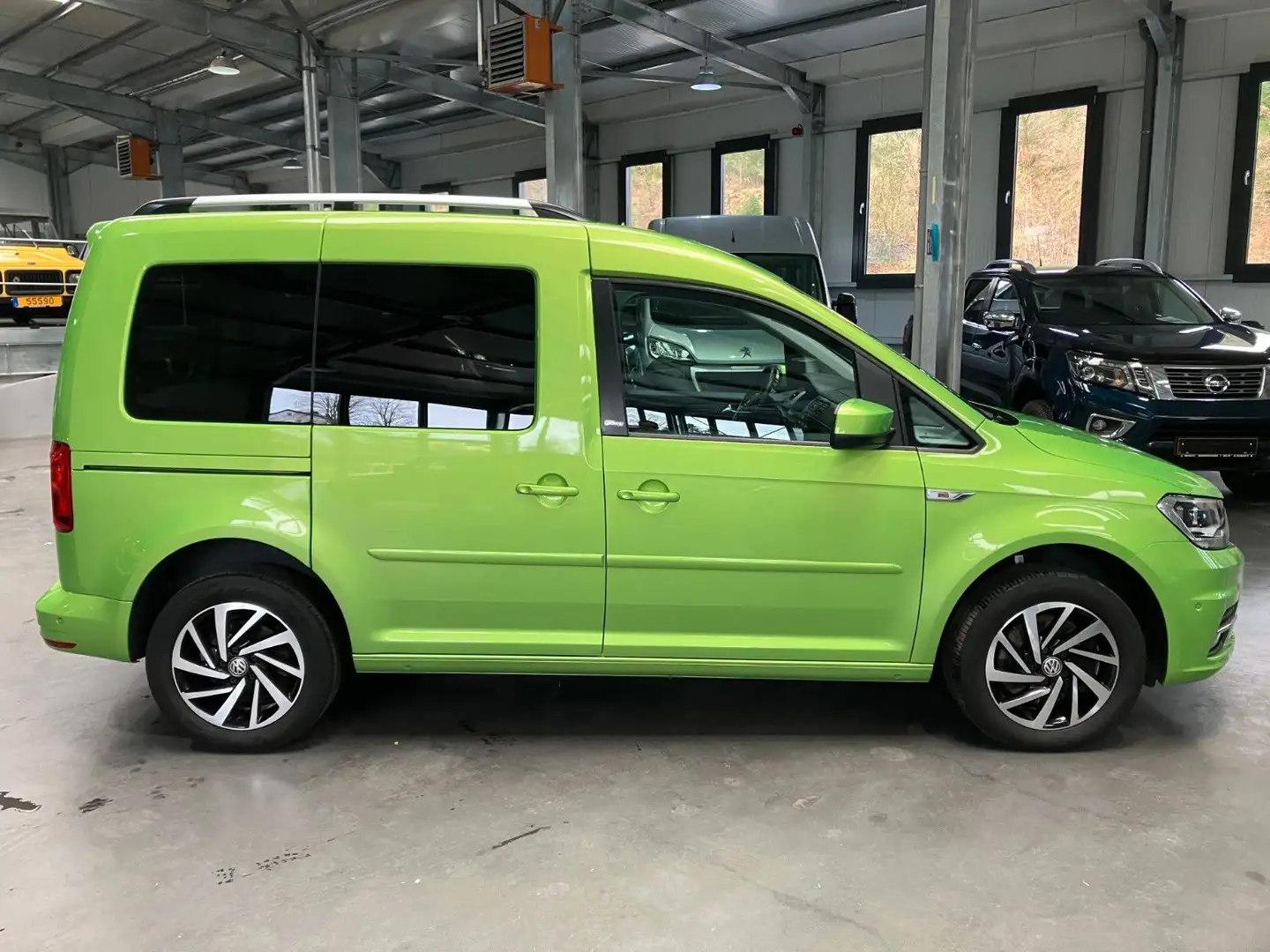 Volkswagen Caddy 1.4Ess Boite Auto Vert - 2