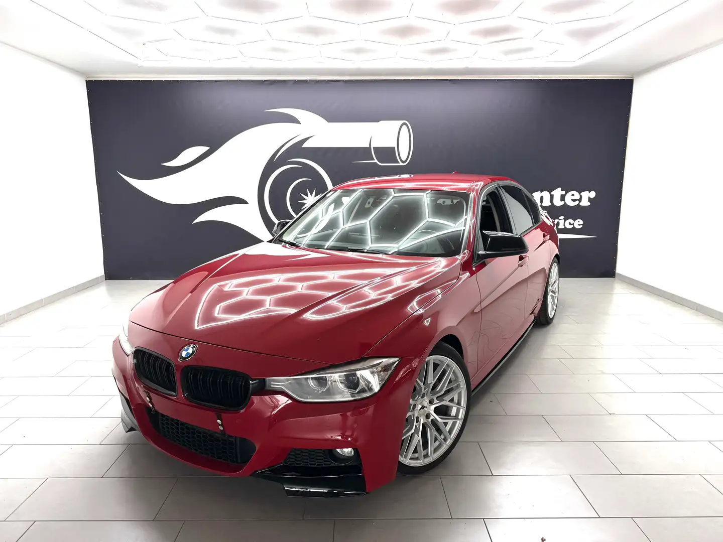 BMW 330 330d xDrive Aut. Piros - 1