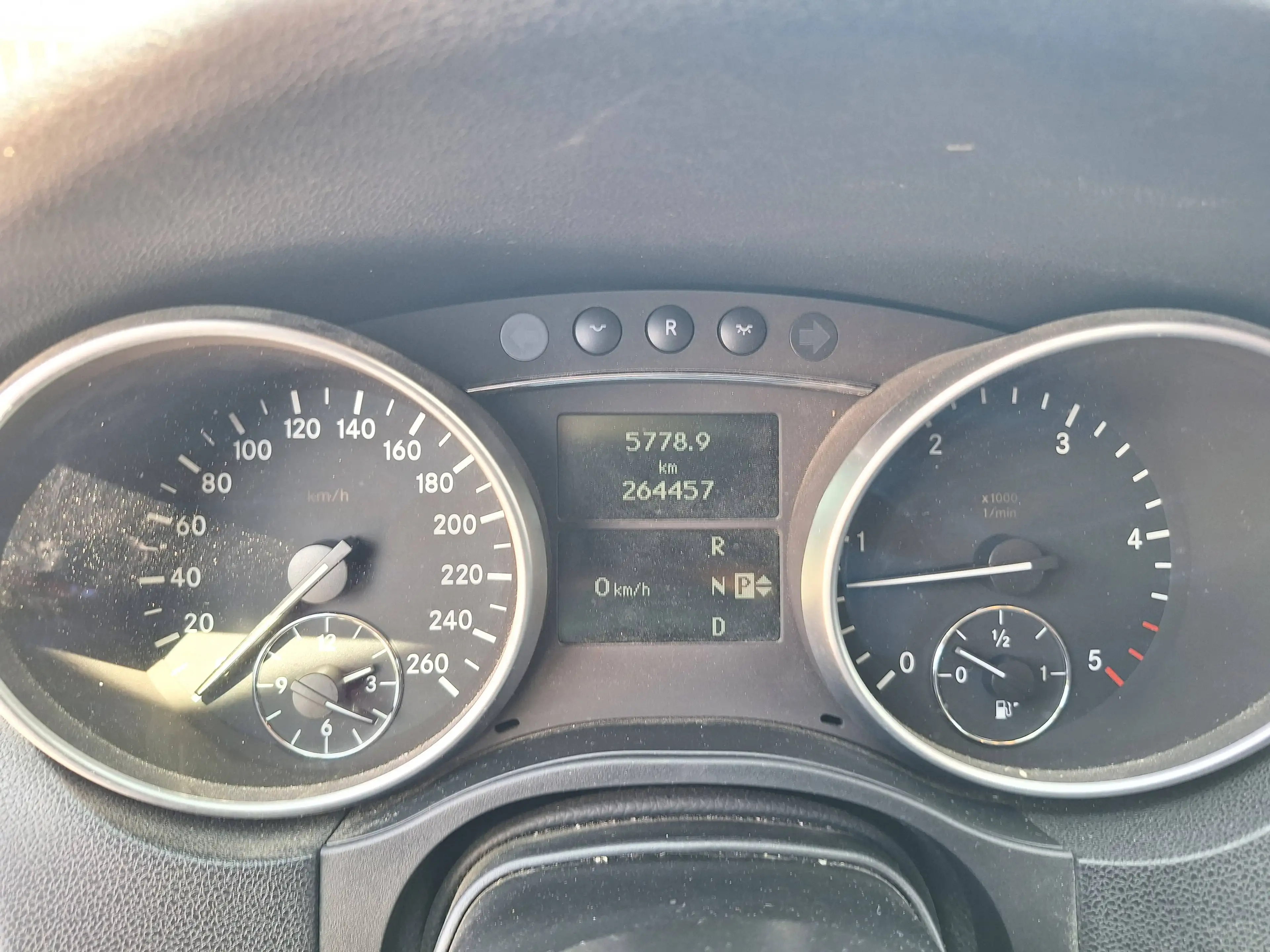 Mercedes-Benz ML 320 ML 320 CDI 4Matic (164.122) — photo 9