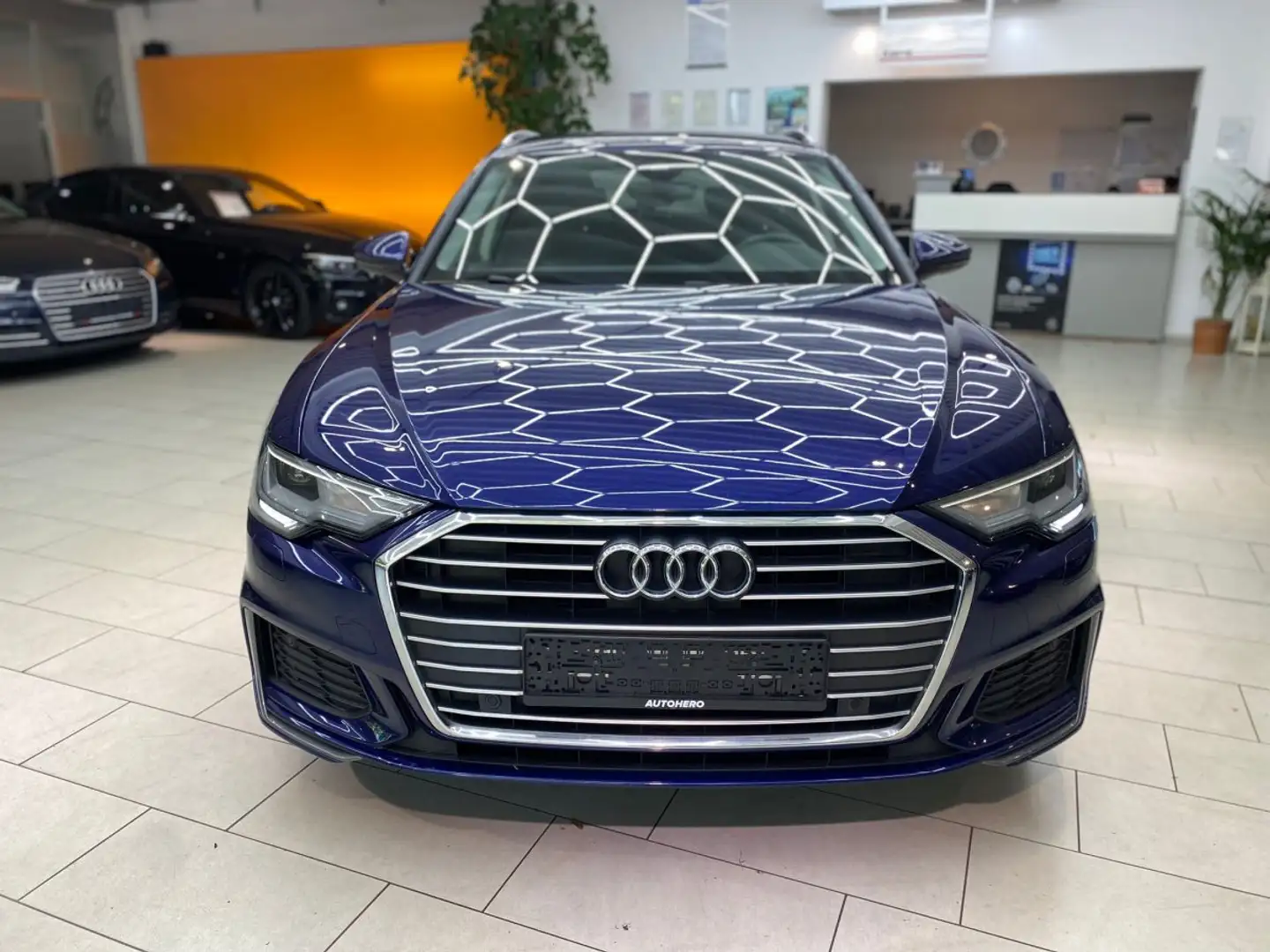 Audi A6 40 2.0 TDI Avant S-Line Automatik 1.Hd Navi RueFaK Blau - 2