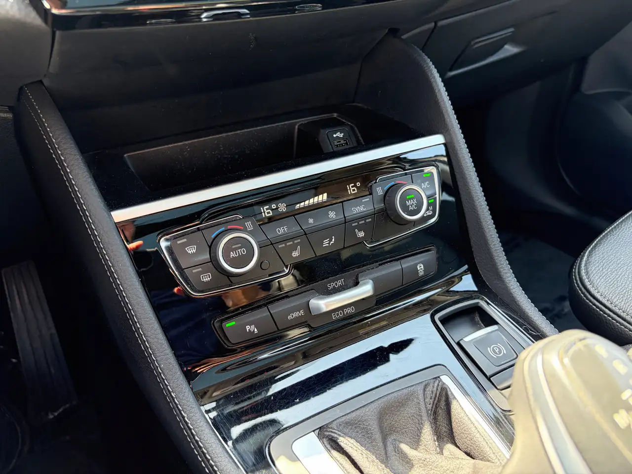 BMW 225 Active Tourer PHEV 225xe * PANO * LEDER * HARMAN KARDON *, миниатюра 26