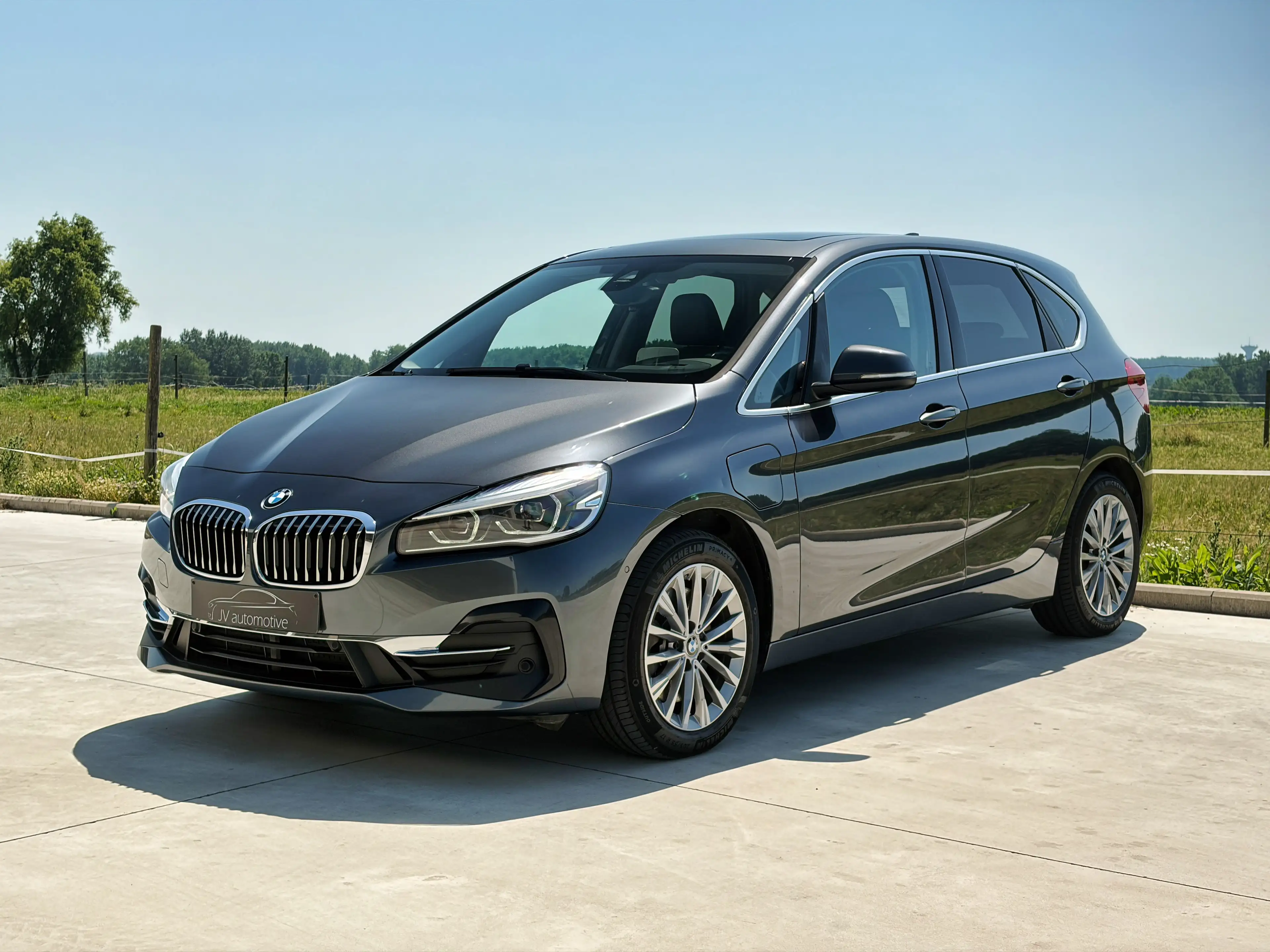 BMW 225 Active Tourer PHEV 225xe * PANO * LEDER * HARMAN KARDON * — photo 6