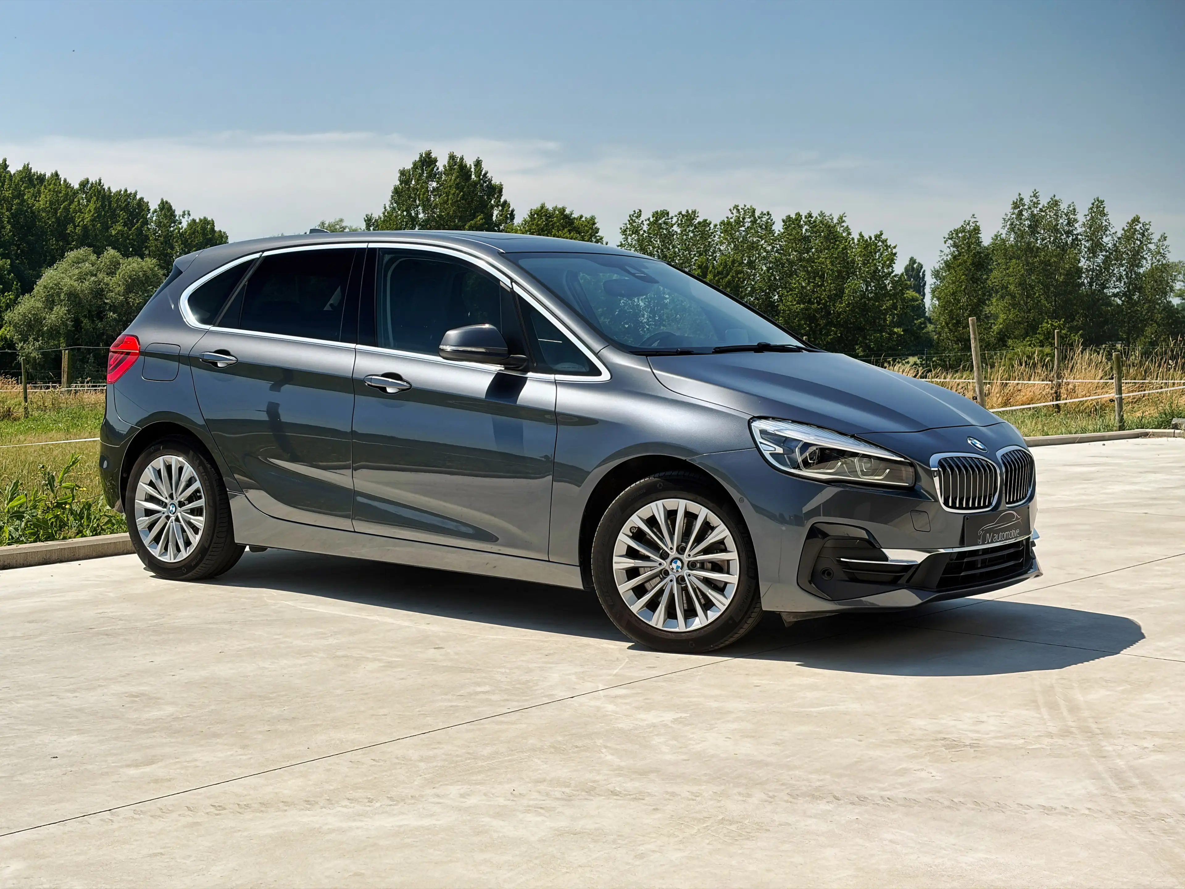 BMW 225 Active Tourer PHEV 225xe * PANO * LEDER * HARMAN KARDON * — photo 2