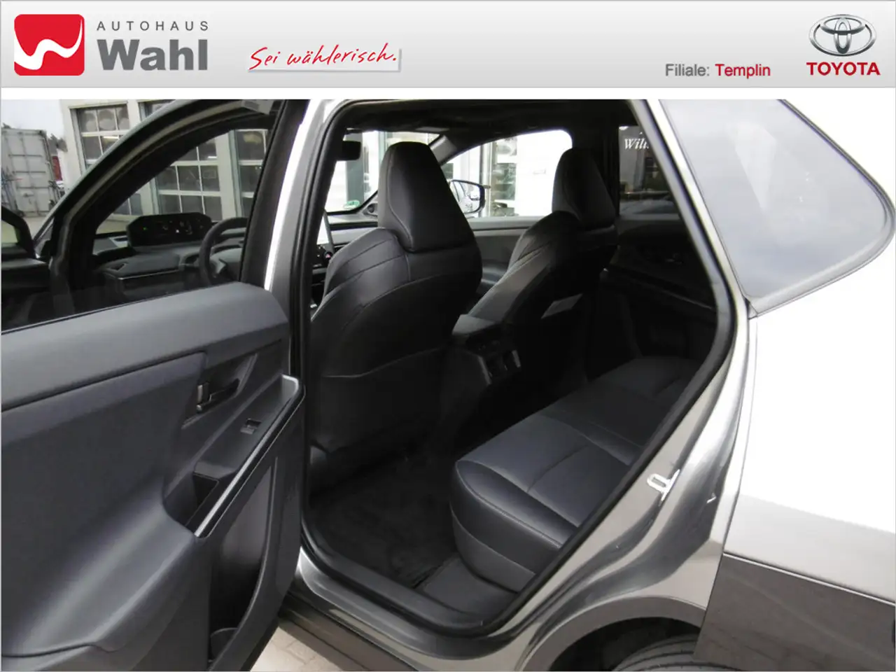 Toyota bZ4X AWD Lounge 15
