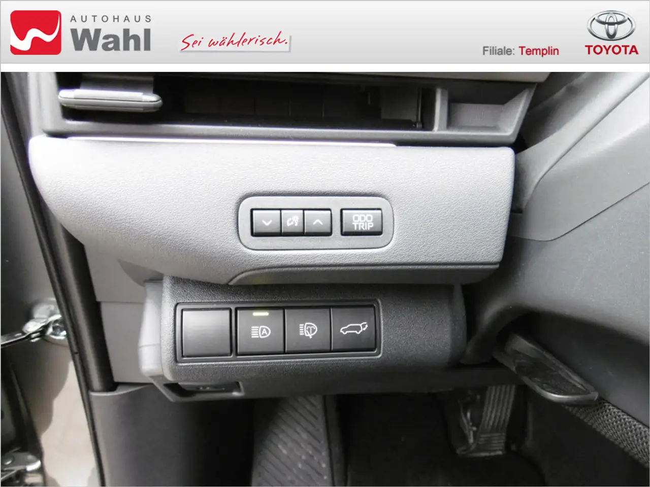 Toyota bZ4X AWD Lounge 10