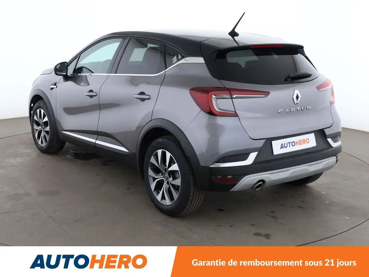 Renault Captur — photo 4