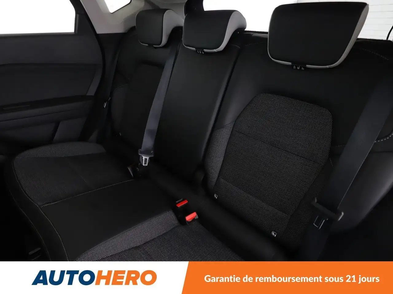 Renault Captur — photo 14