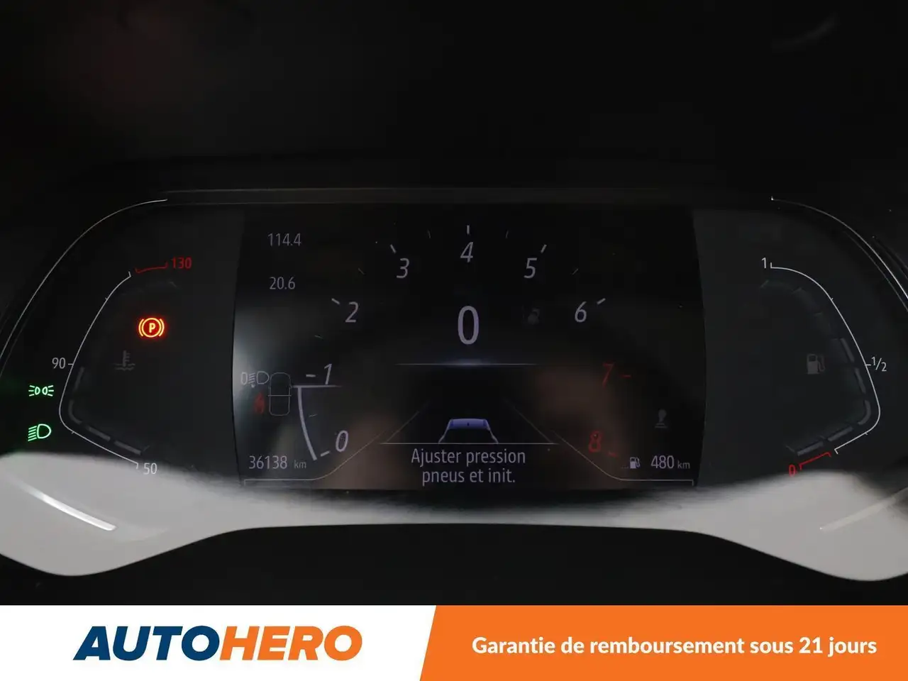 Renault Captur — photo 20