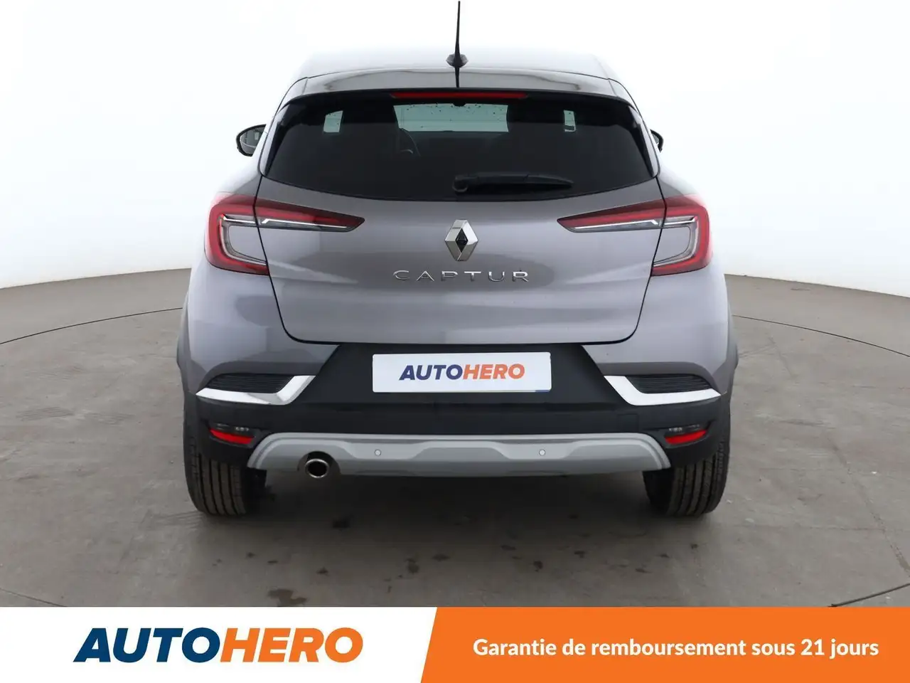 Renault Captur — photo 5