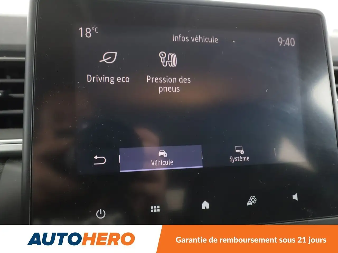 Renault Captur — photo 23