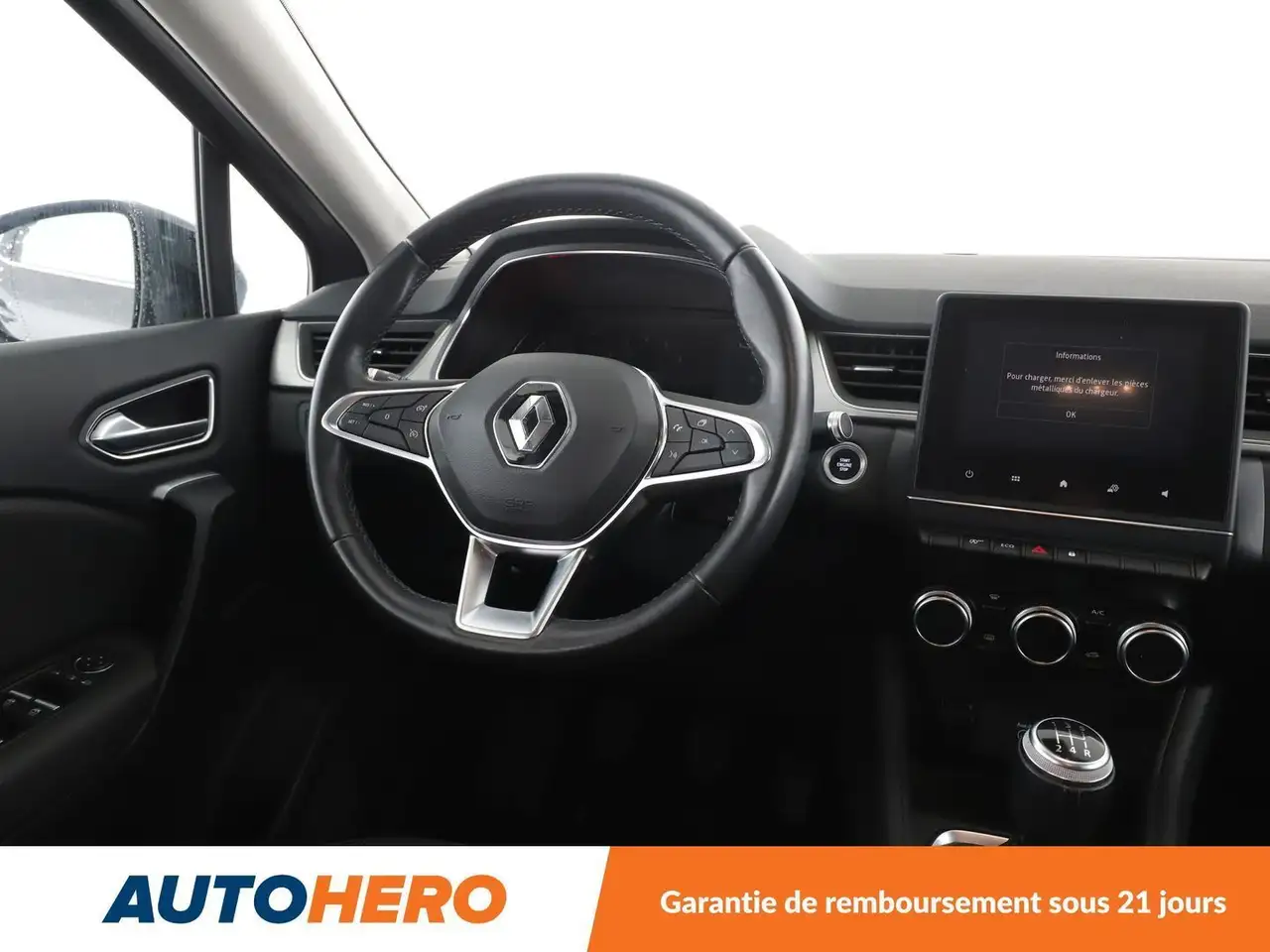 Renault Captur — photo 13