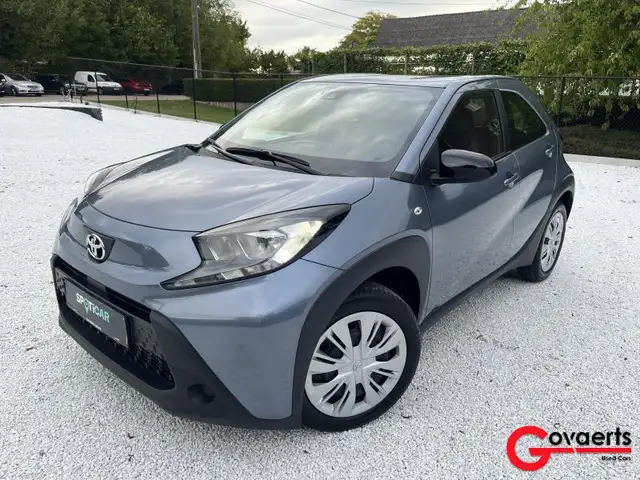 Toyota Aygo X play+cam+apple carplay&android