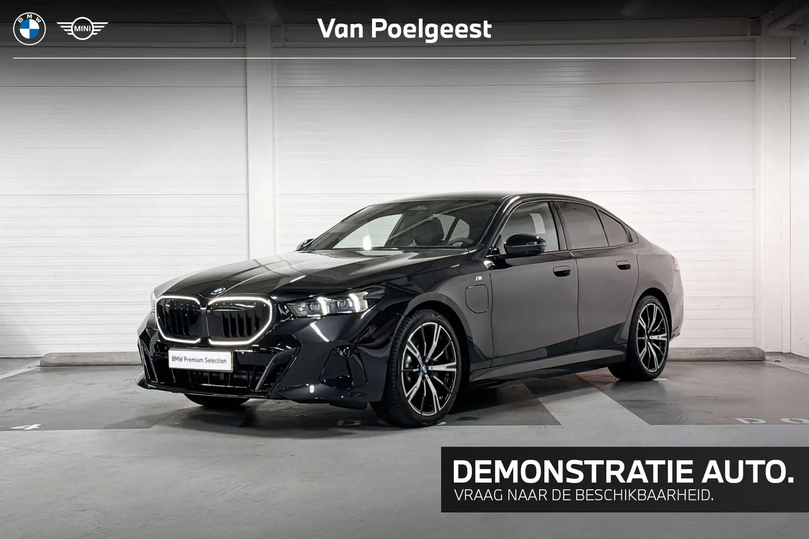 BMW 530 5 Serie Sedan 530e | M-Sport Pro | Travel Pack | I Zwart - 1