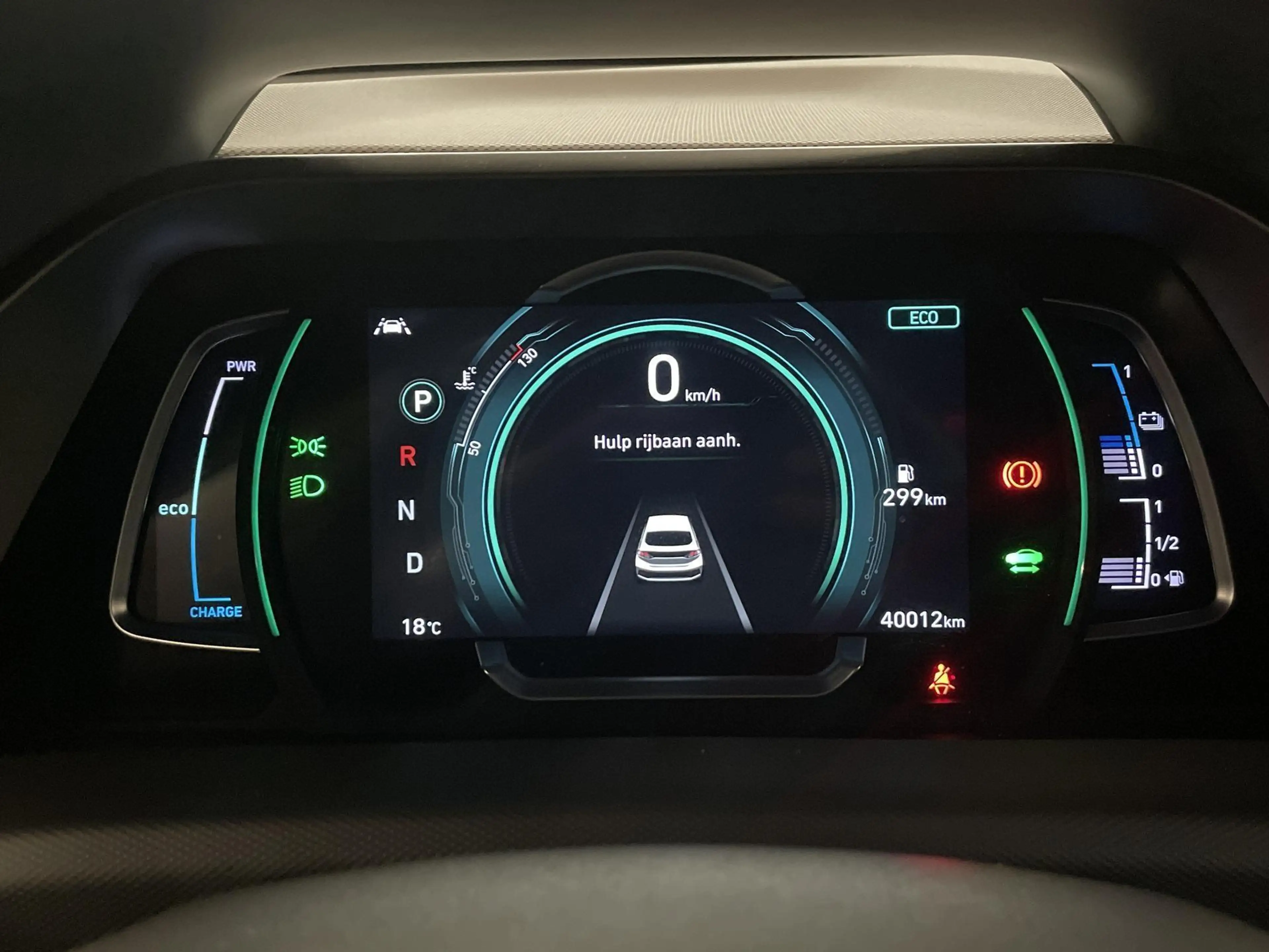 Hyundai IONIQ 1.6 GDi PHEV Comfort — photo 15