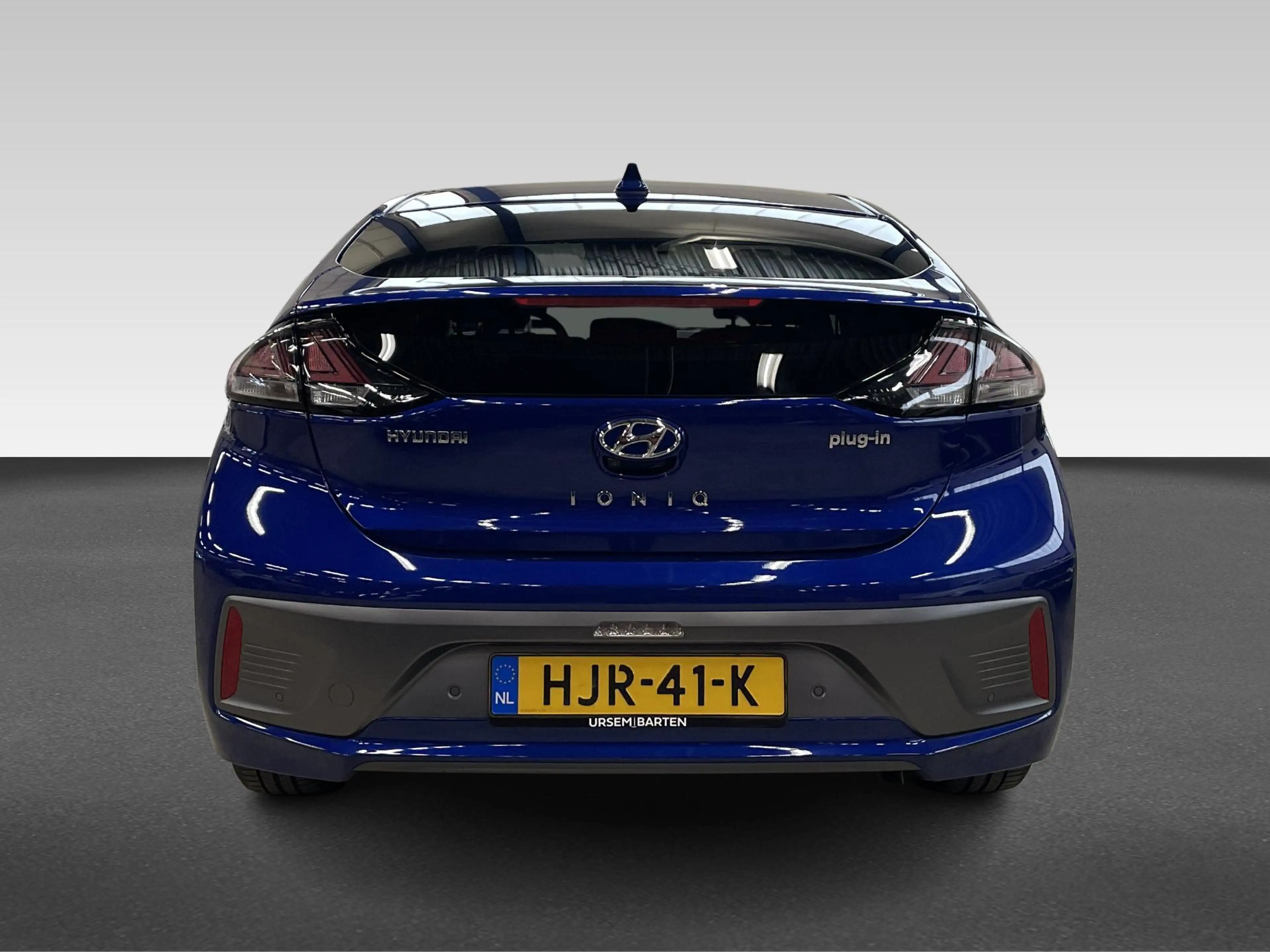 Hyundai IONIQ 1.6 GDi PHEV Comfort — photo 10