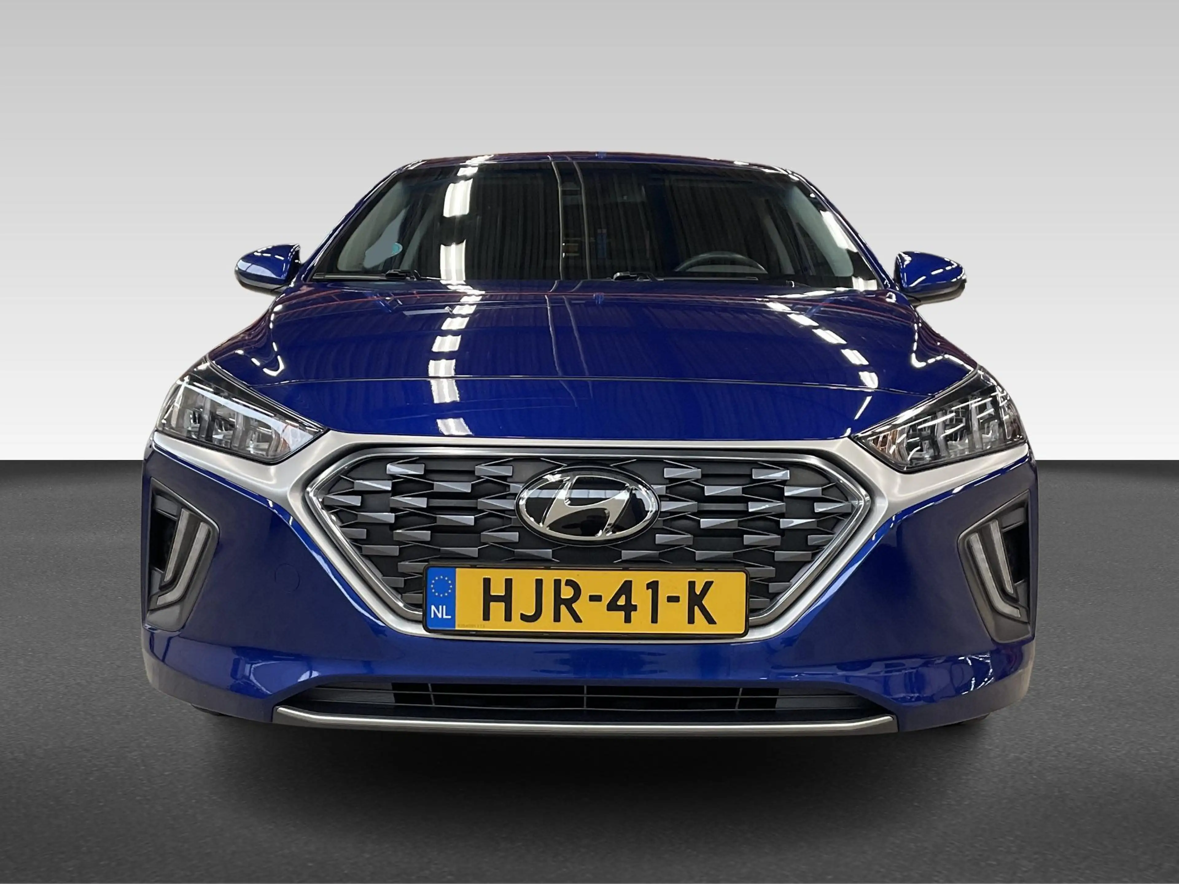 Hyundai IONIQ 1.6 GDi PHEV Comfort — photo 7