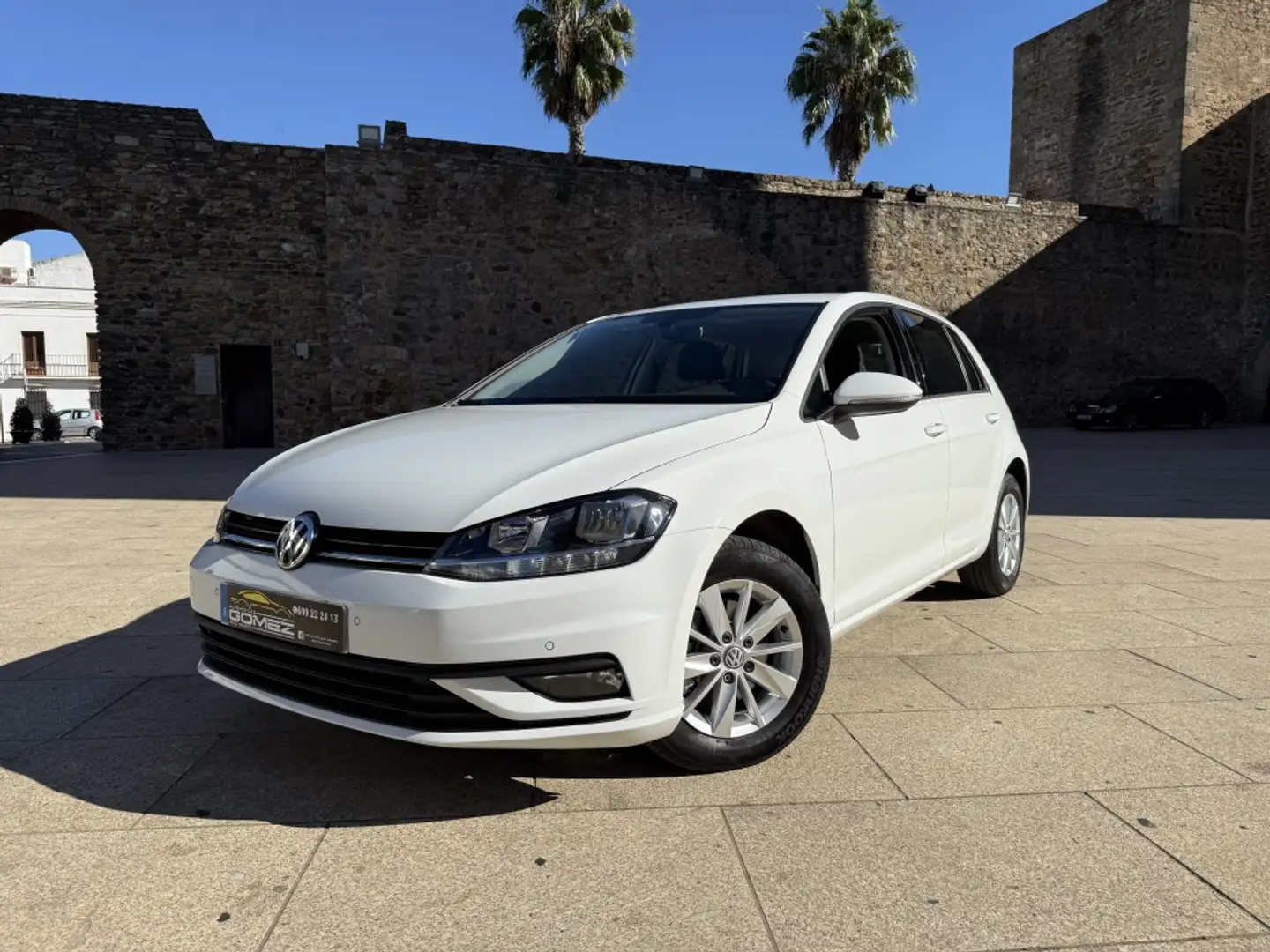 Volkswagen Golf 1.6TDI Last Edition 85kW Blanc - 1