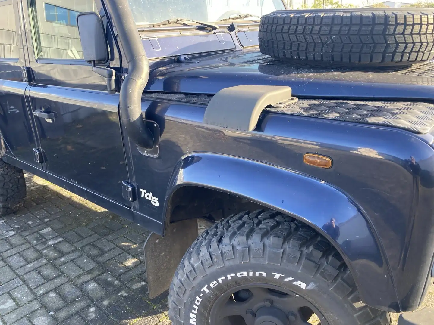 Land Rover Defender 110 Td5 Blau - 1