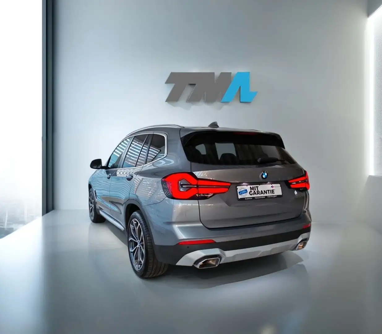 BMW X3 xDrive 20d PANO KAM360* LASER Sitzbelüftung Gris - 2