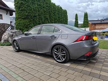 300h Executive Line