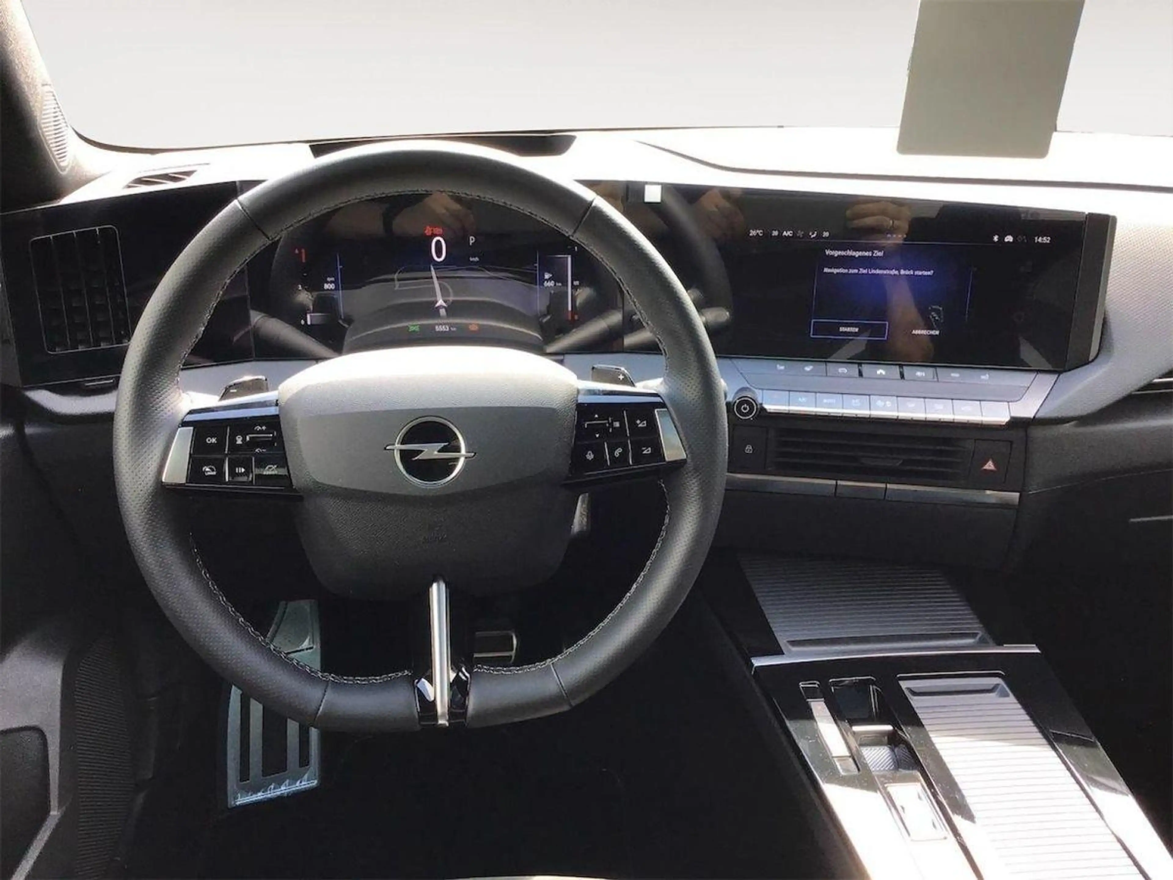 Opel Astra ST Ultimate Matrix/Navi/Panoramadach/360°Kamera — photo 6