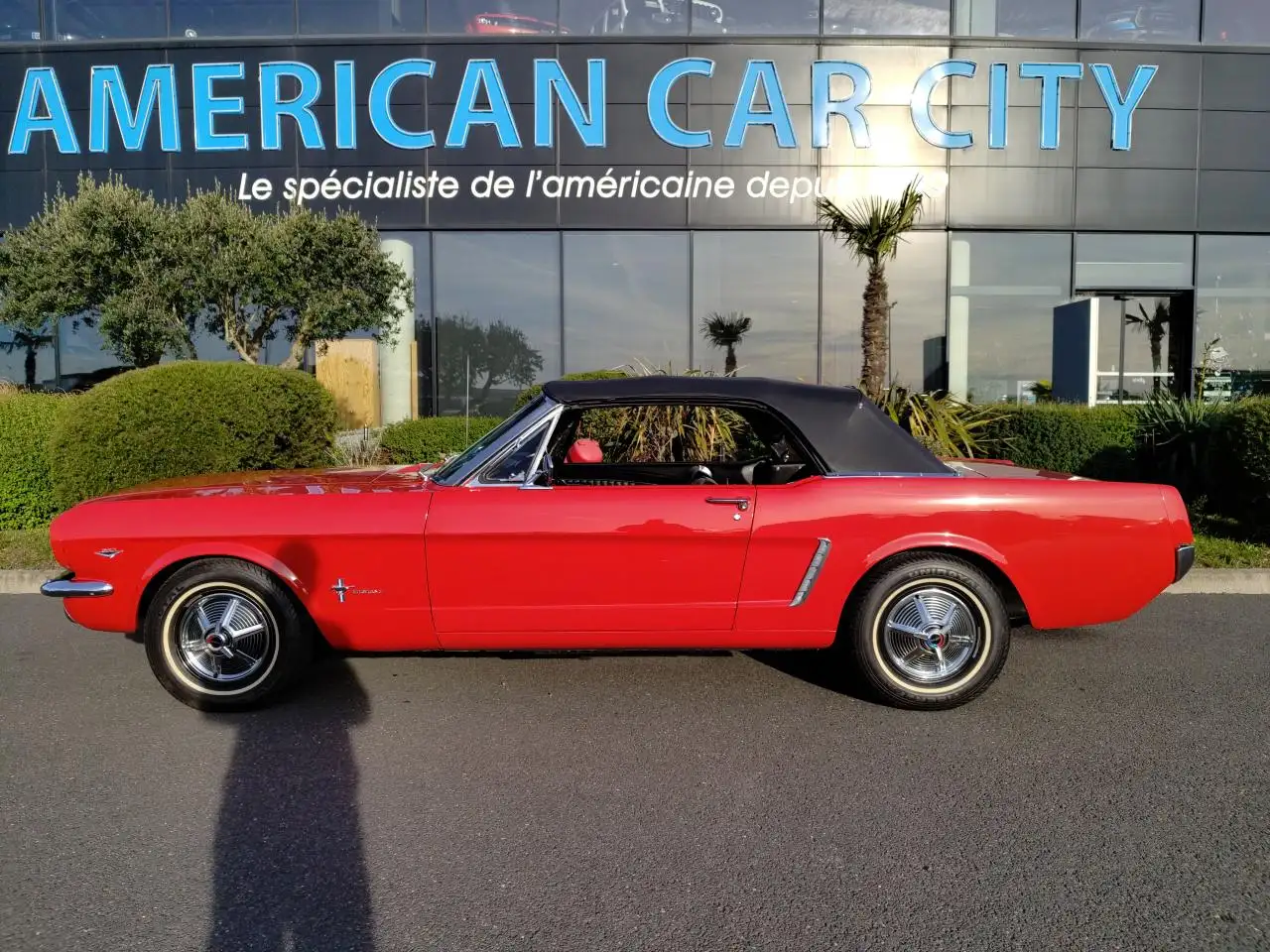 Ford Mustang Cabriolet 64 1/2 idem GENDARME DE ST TROPEZ !, foto 4