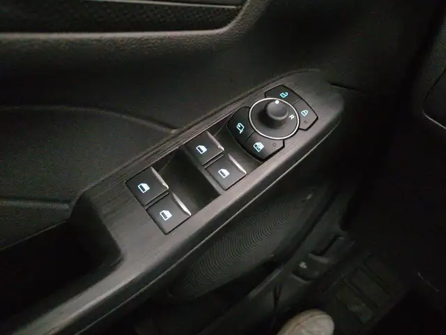 Ford Kuga view 26