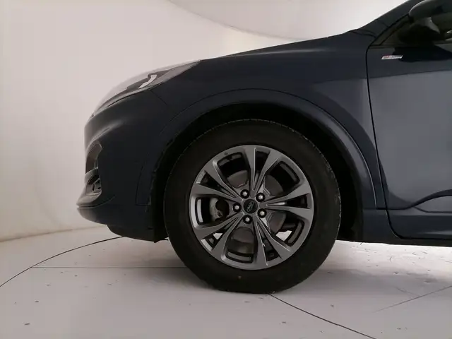 Ford Kuga view 28